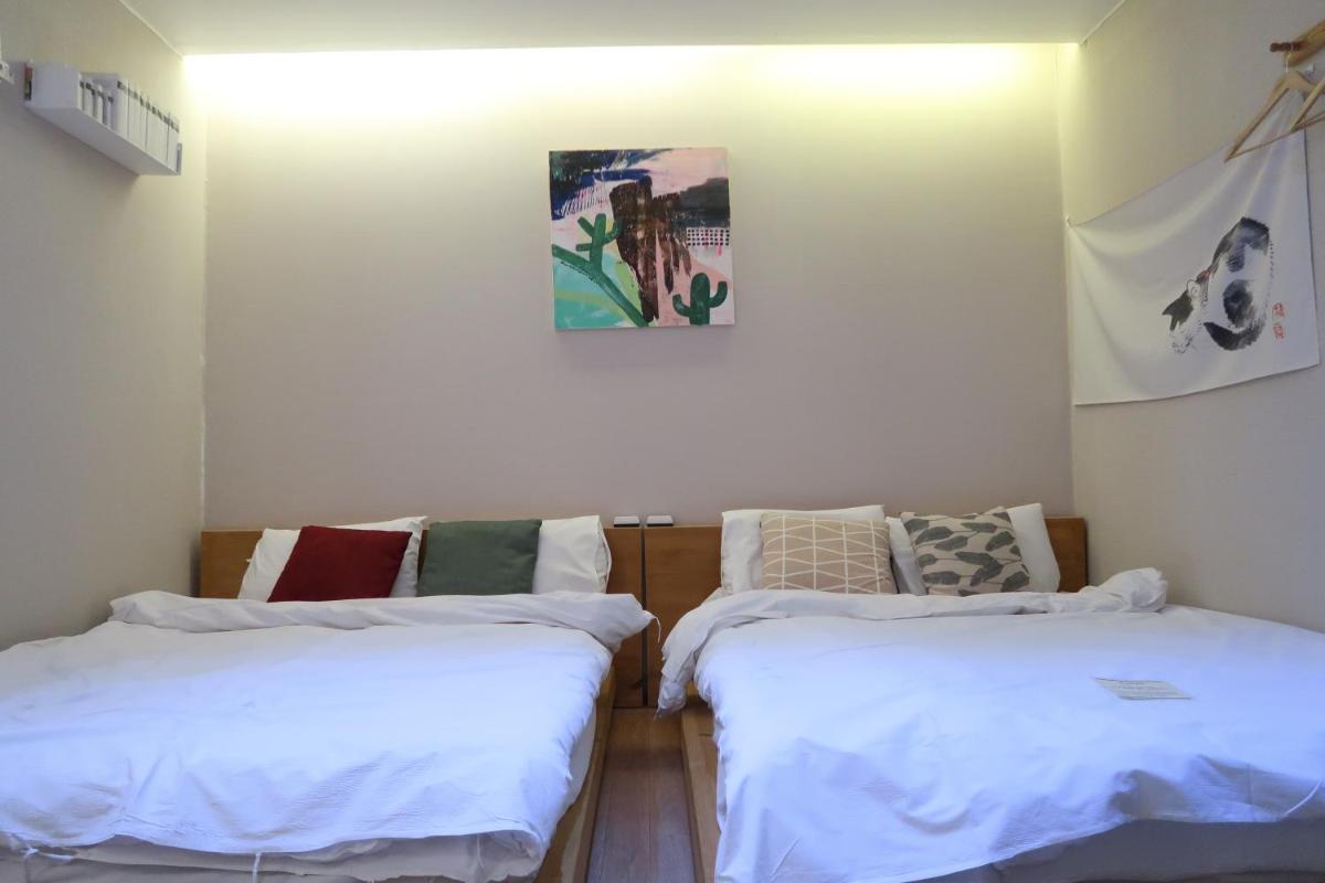 Andong Poong-gyung HOSTEL n LIBRARY