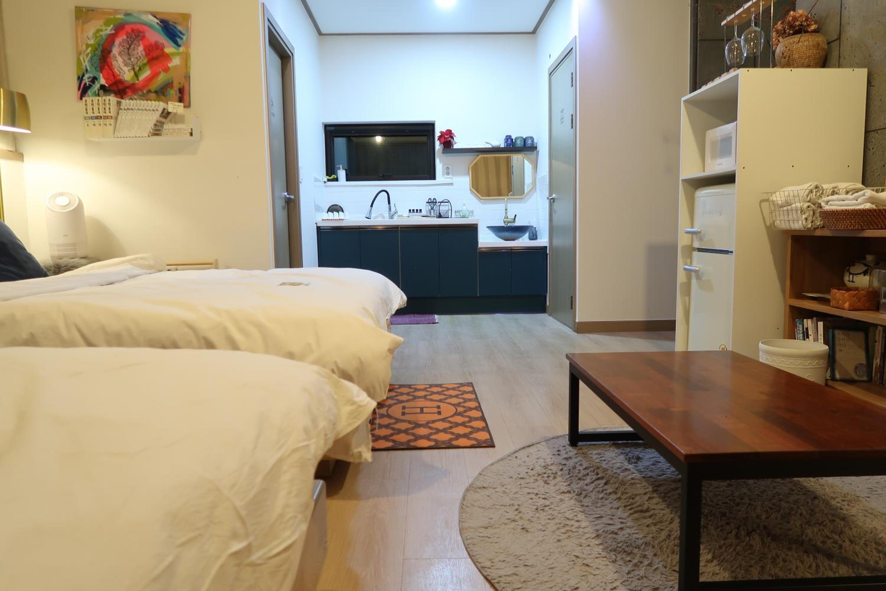 Andong Poong-gyung HOSTEL n LIBRARY