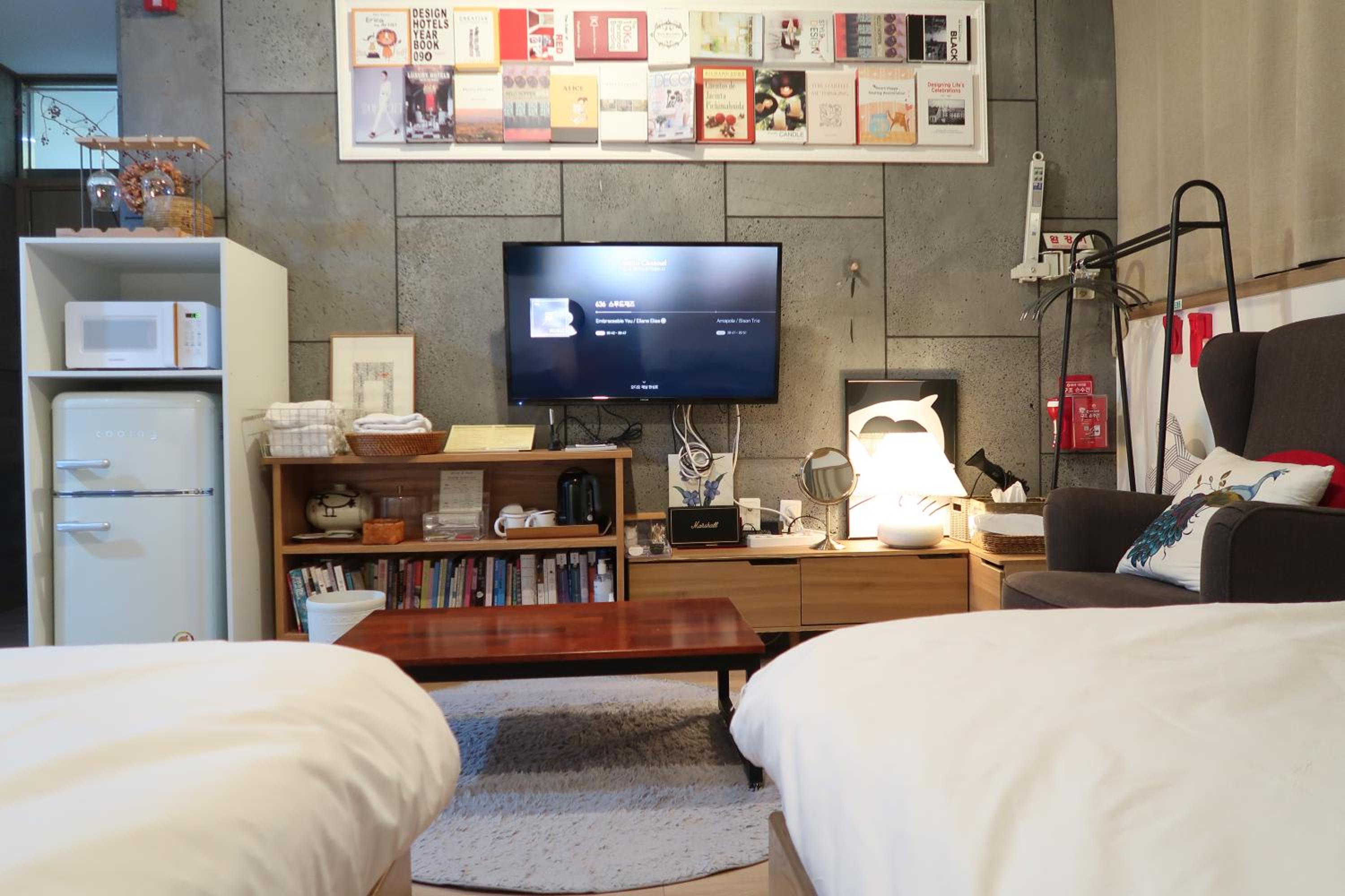 Andong Poong-gyung HOSTEL n LIBRARY