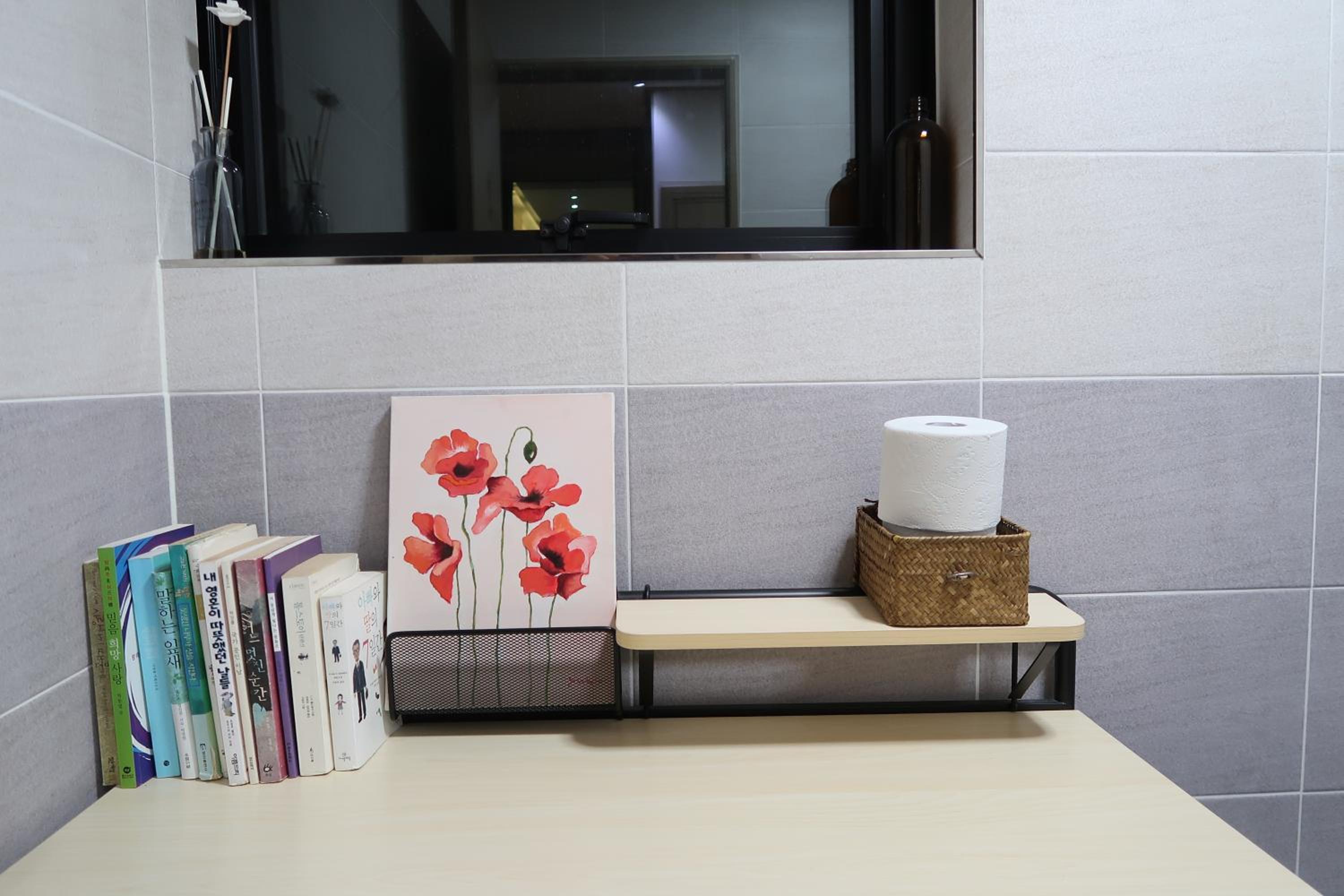 Andong Poong-gyung HOSTEL n LIBRARY