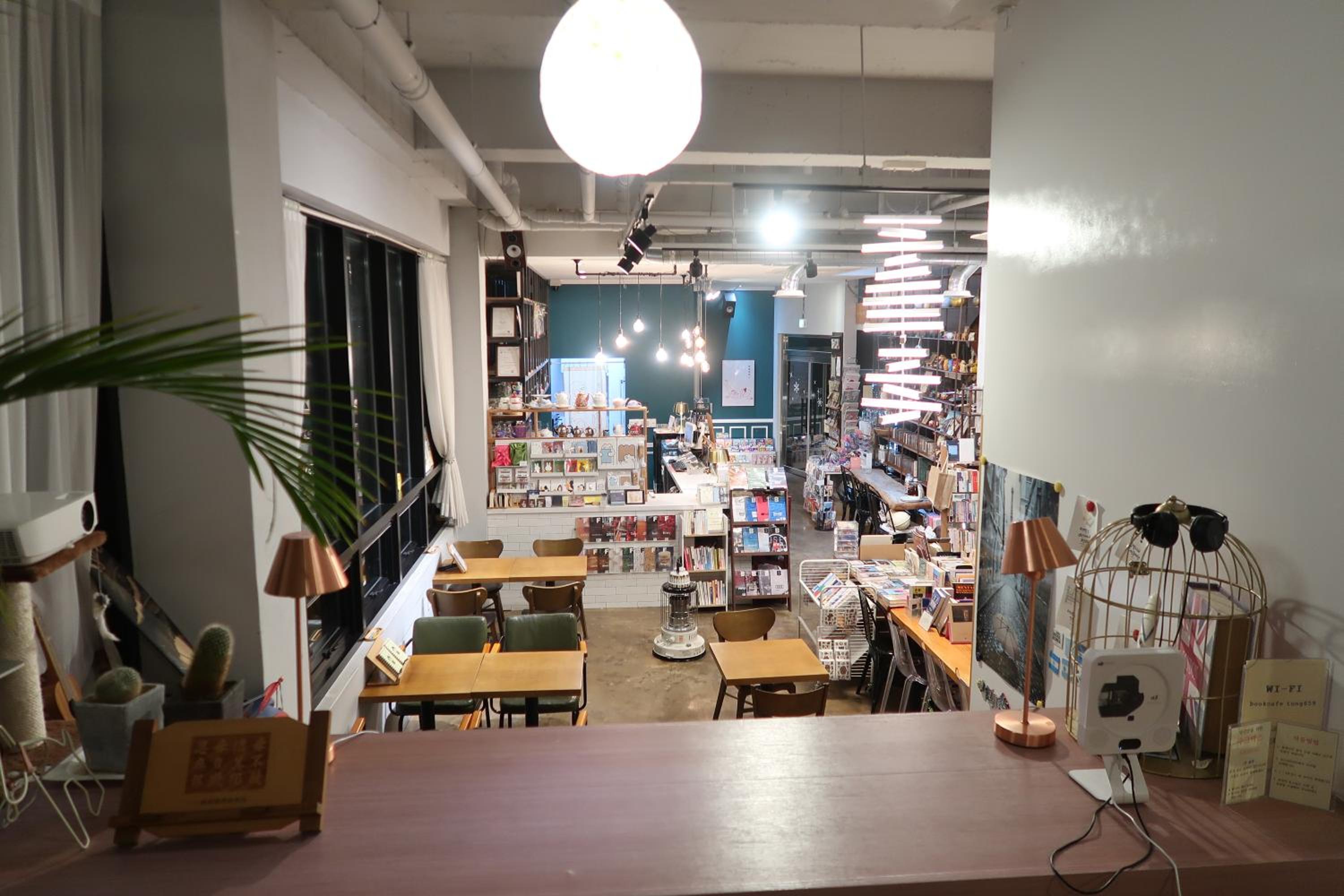 Andong Poong-gyung HOSTEL n LIBRARY
