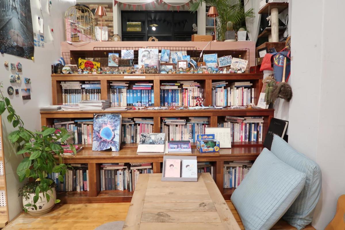 Andong Poong-gyung HOSTEL n LIBRARY