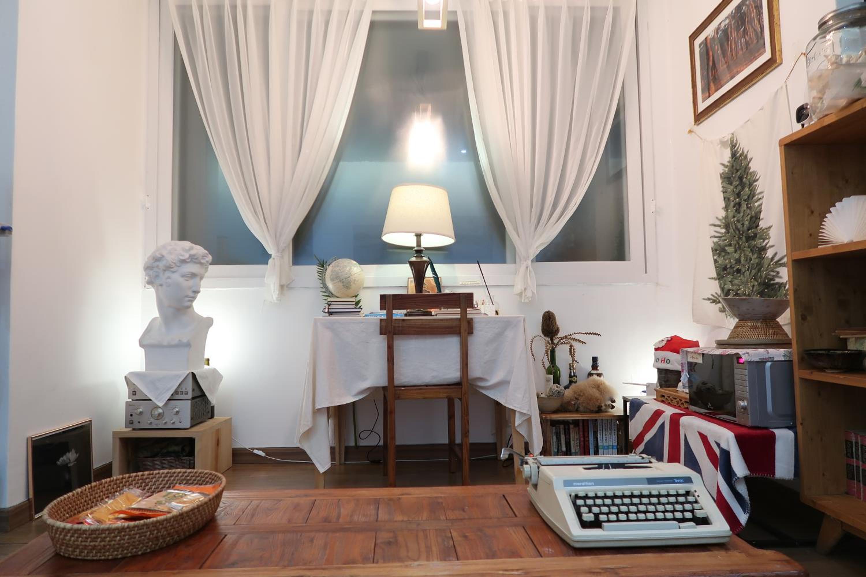 Andong Poong-gyung HOSTEL n LIBRARY