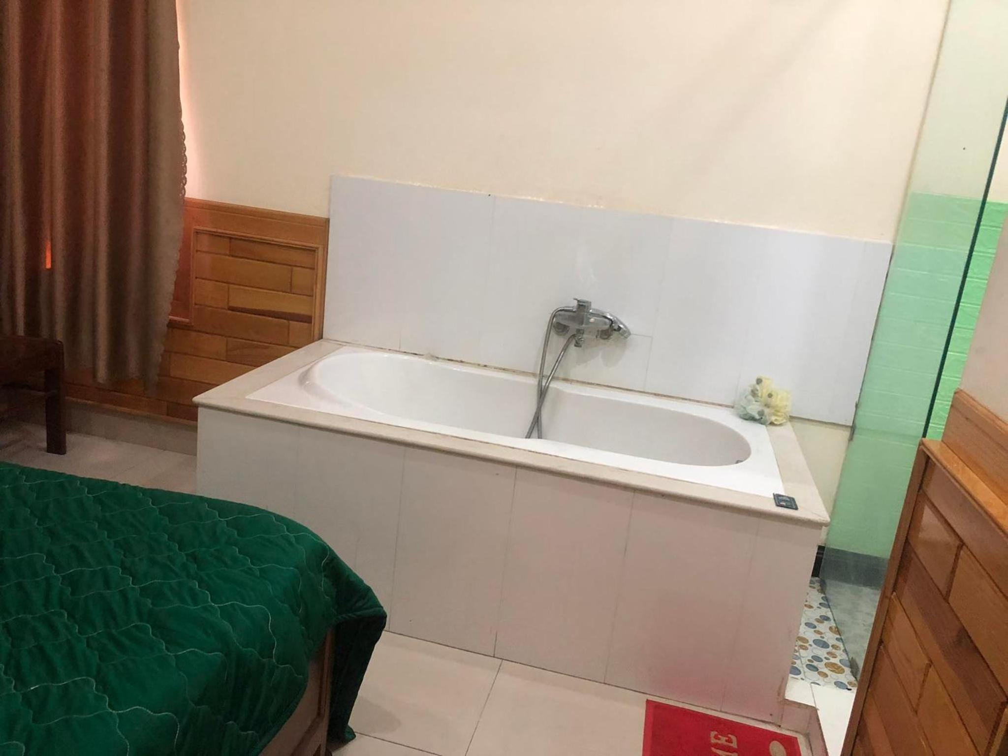 Hoàng Gia Bảo Hotel
