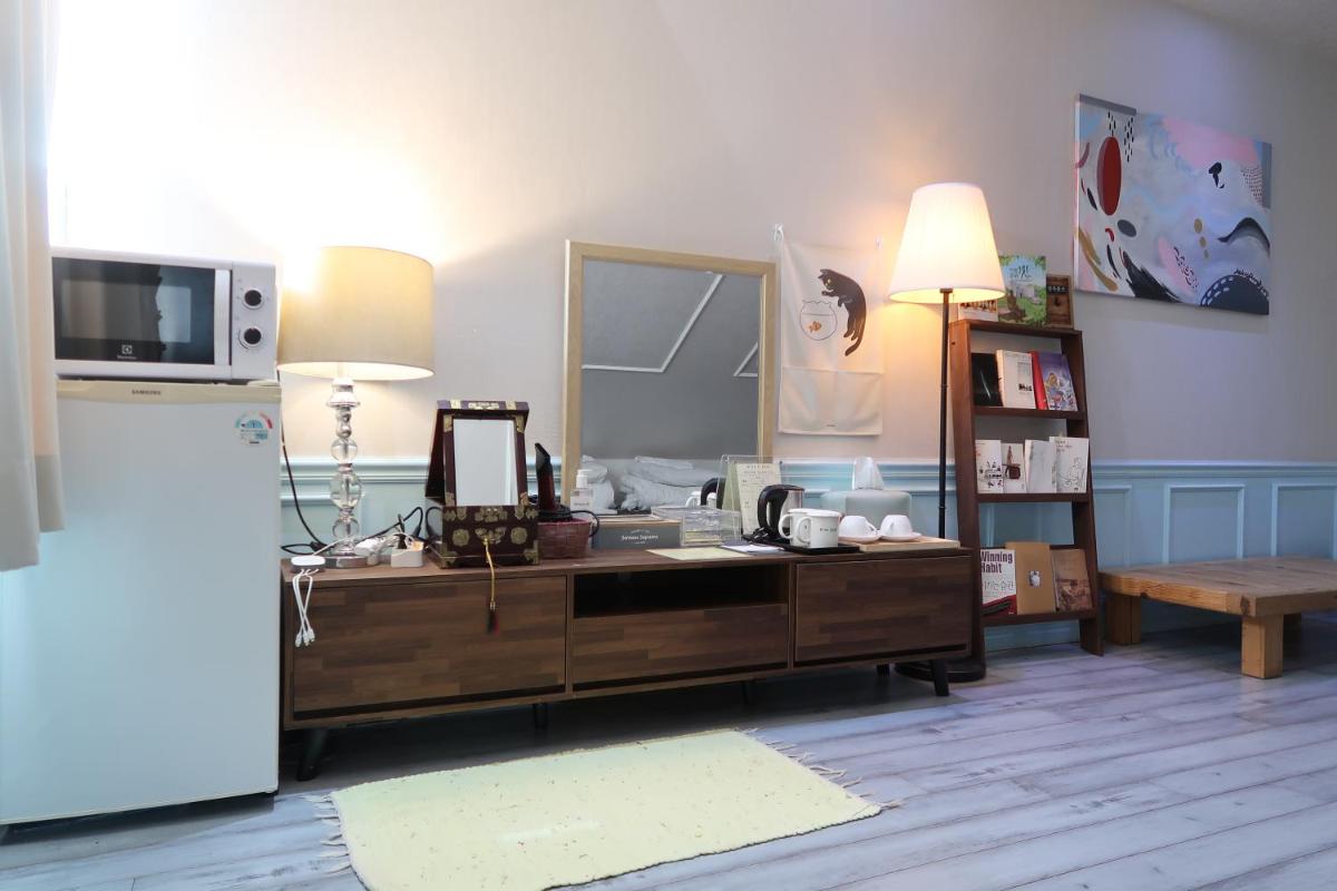 Andong Poong-gyung HOSTEL n LIBRARY
