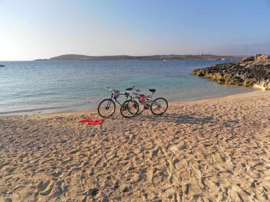 40sec walk to Xlendi Beach - Fully Air Con & Heated Brand New Central Apartment