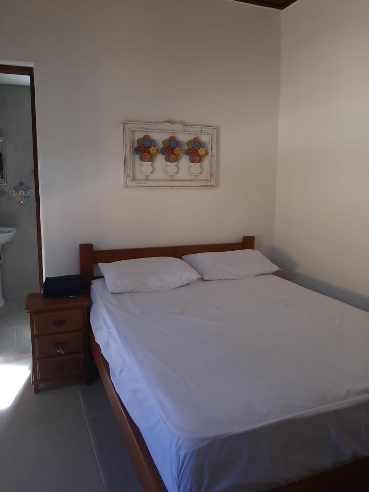 Casa grande com piscina churrasqueira e garagem Praia do Lázaro Ubatuba