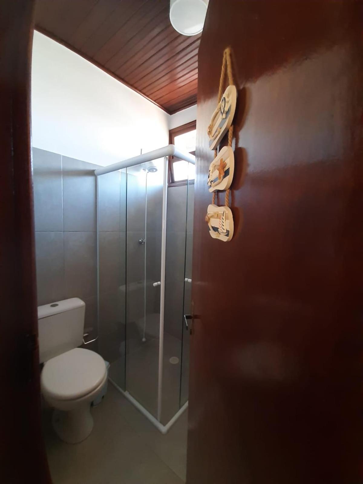 Casa grande com piscina churrasqueira e garagem Praia do Lázaro Ubatuba