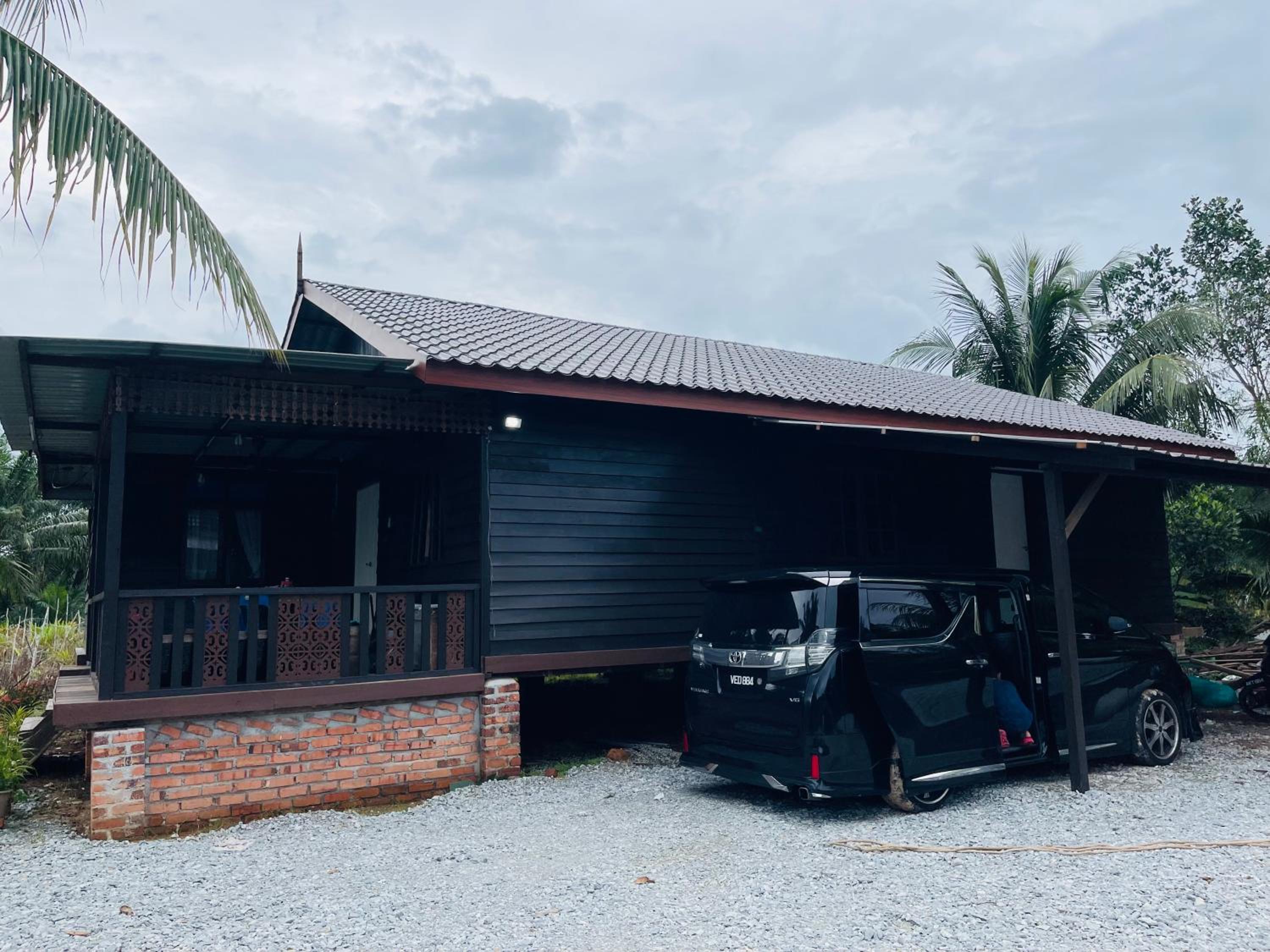 NAZIRIN HOMESTAY D’VILLAGE MUAR BATU PAHAT photo 3