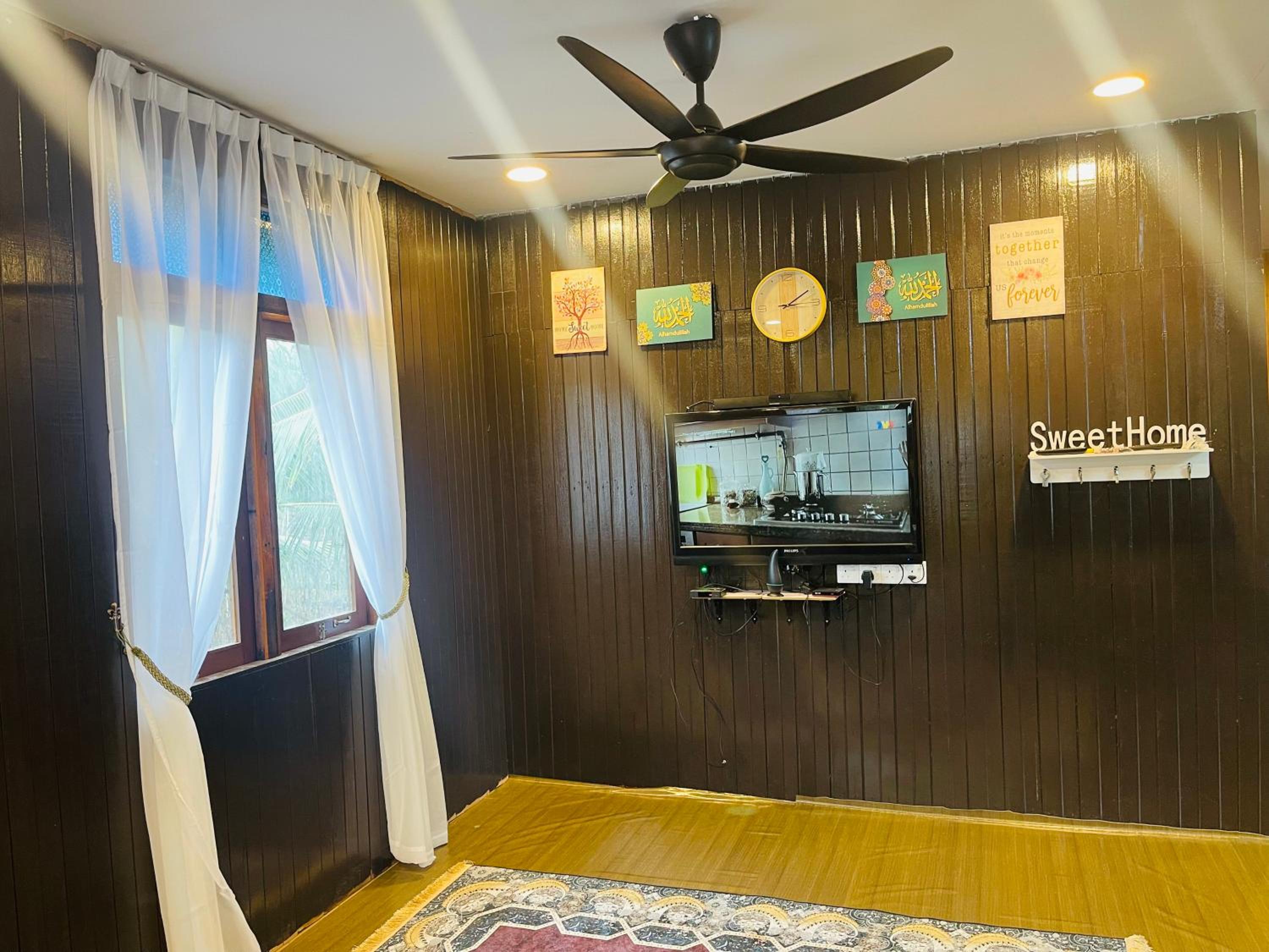 NAZIRIN HOMESTAY D’VILLAGE MUAR BATU PAHAT photo 6