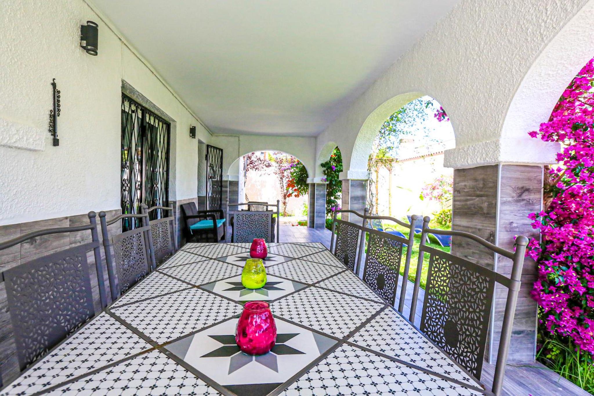 LITORAL COSTA DORADA - CASA OSCA Only families
