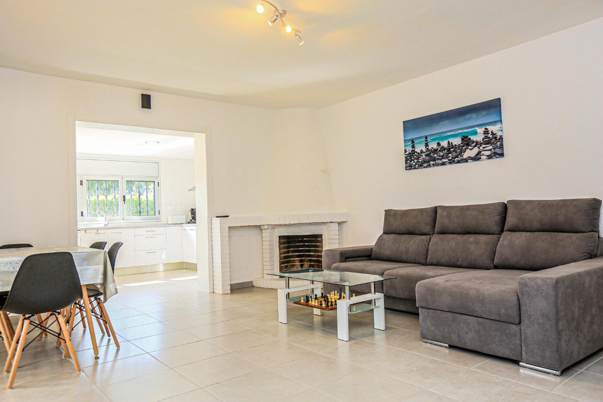 LITORAL COSTA DORADA - CASA OSCA Only families