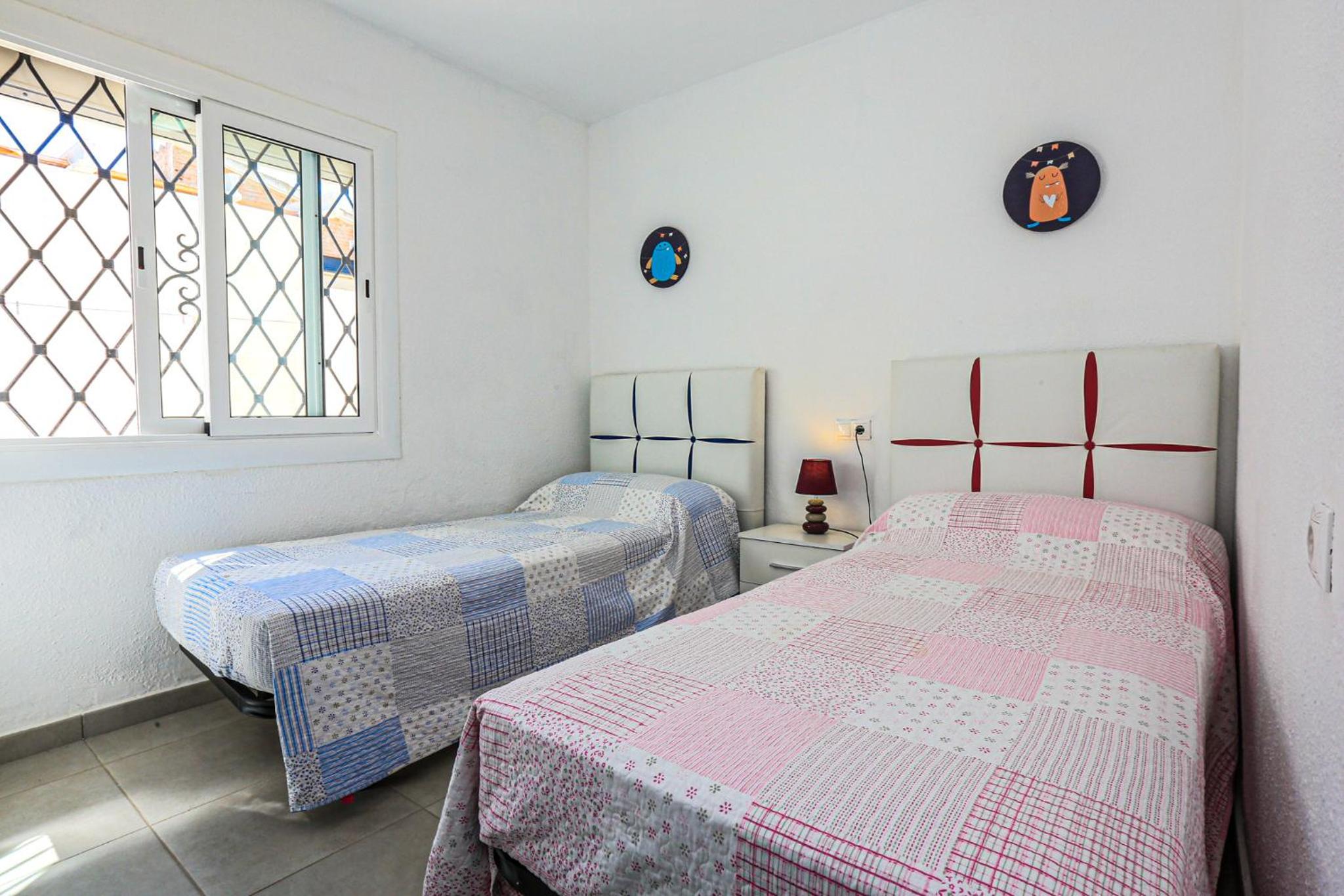 LITORAL COSTA DORADA - CASA OSCA Only families