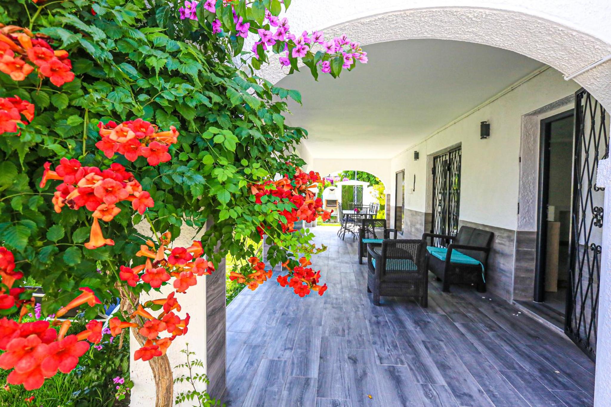 LITORAL COSTA DORADA - CASA OSCA Only families