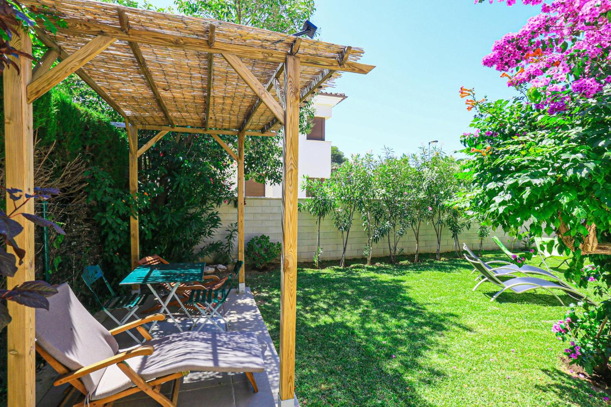 LITORAL COSTA DORADA - CASA OSCA Only families