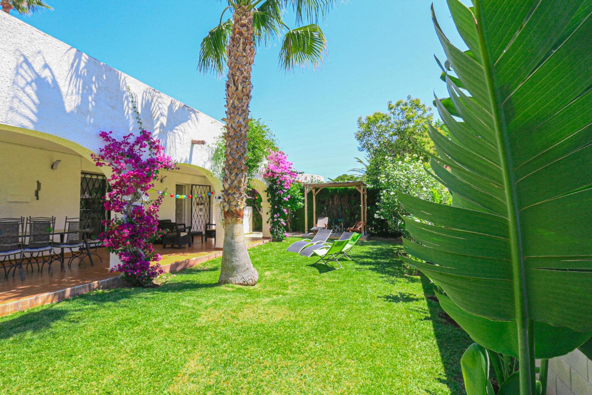 LITORAL COSTA DORADA - CASA OSCA Only families