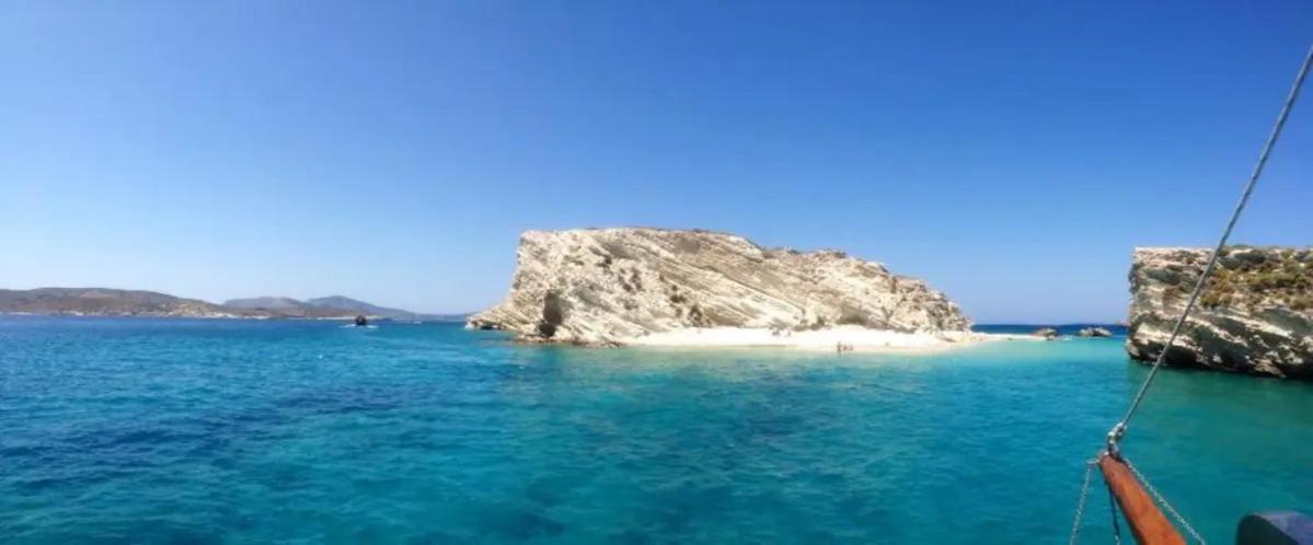 LEROS VILLA BLEFOUTI