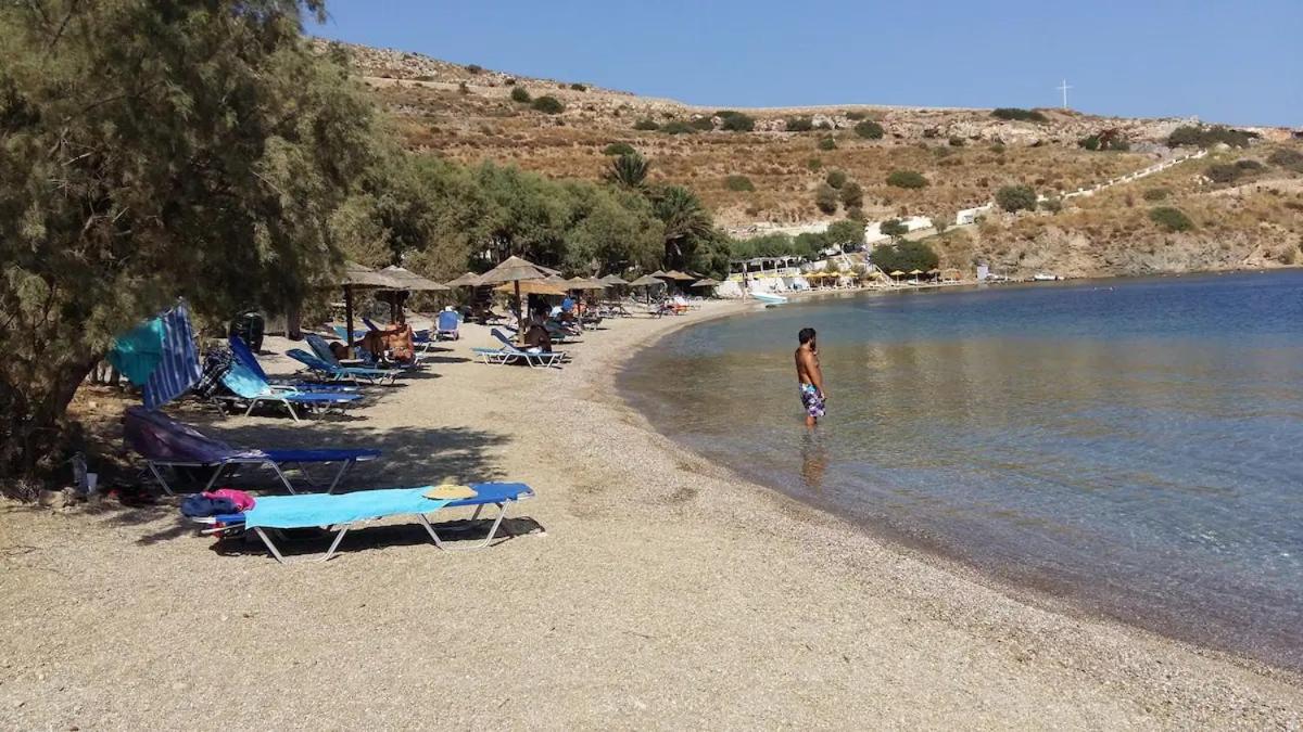 LEROS VILLA BLEFOUTI