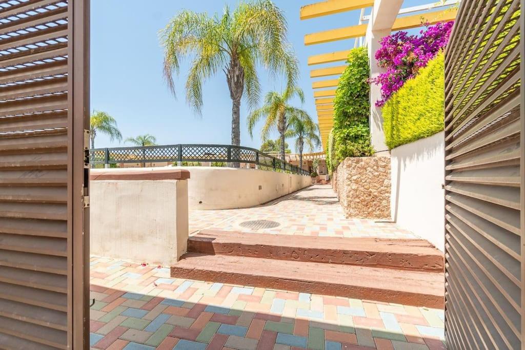 Magnífico adosado con piscina y barbacoa