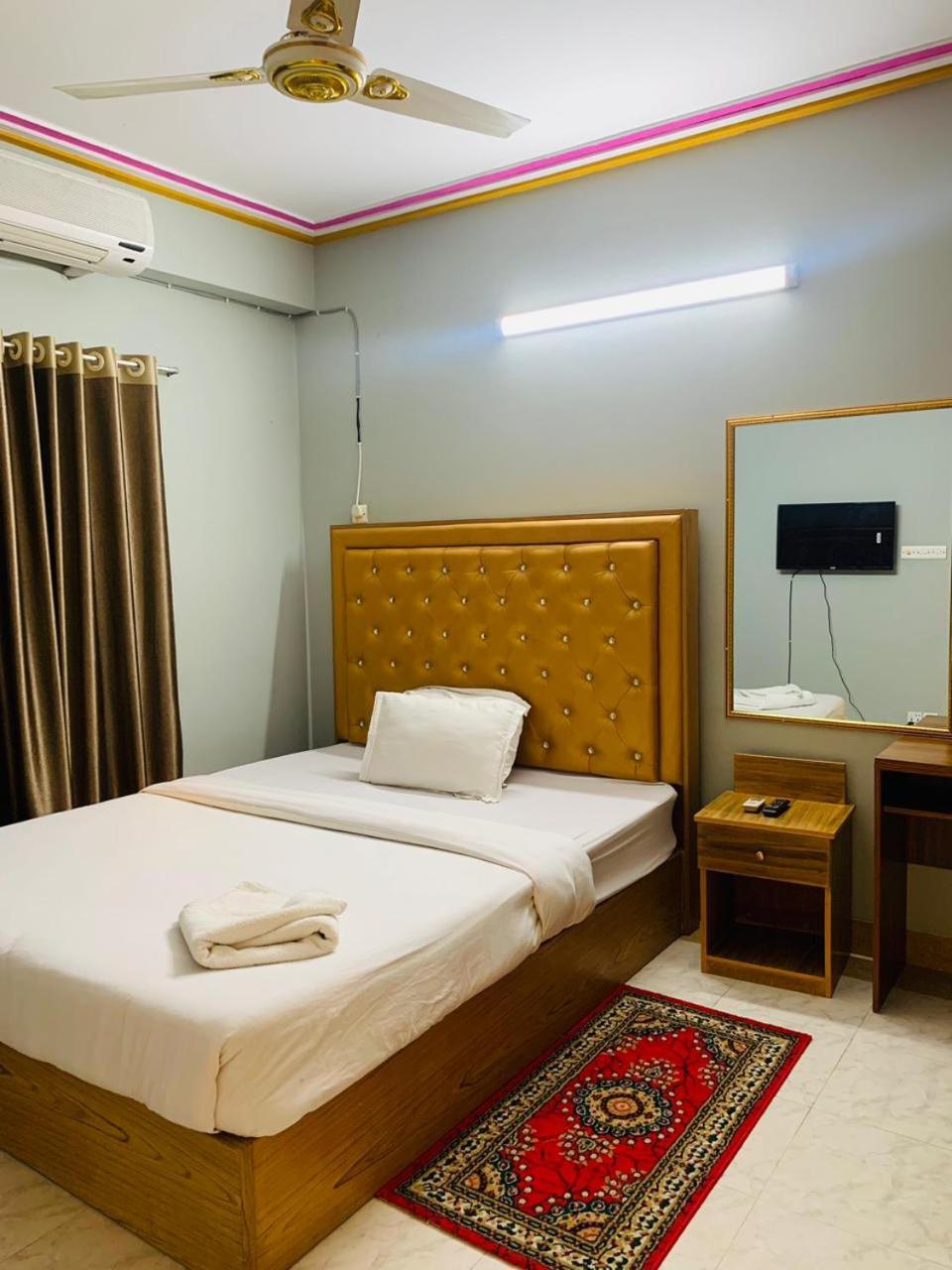 Hotel Heaven Inn