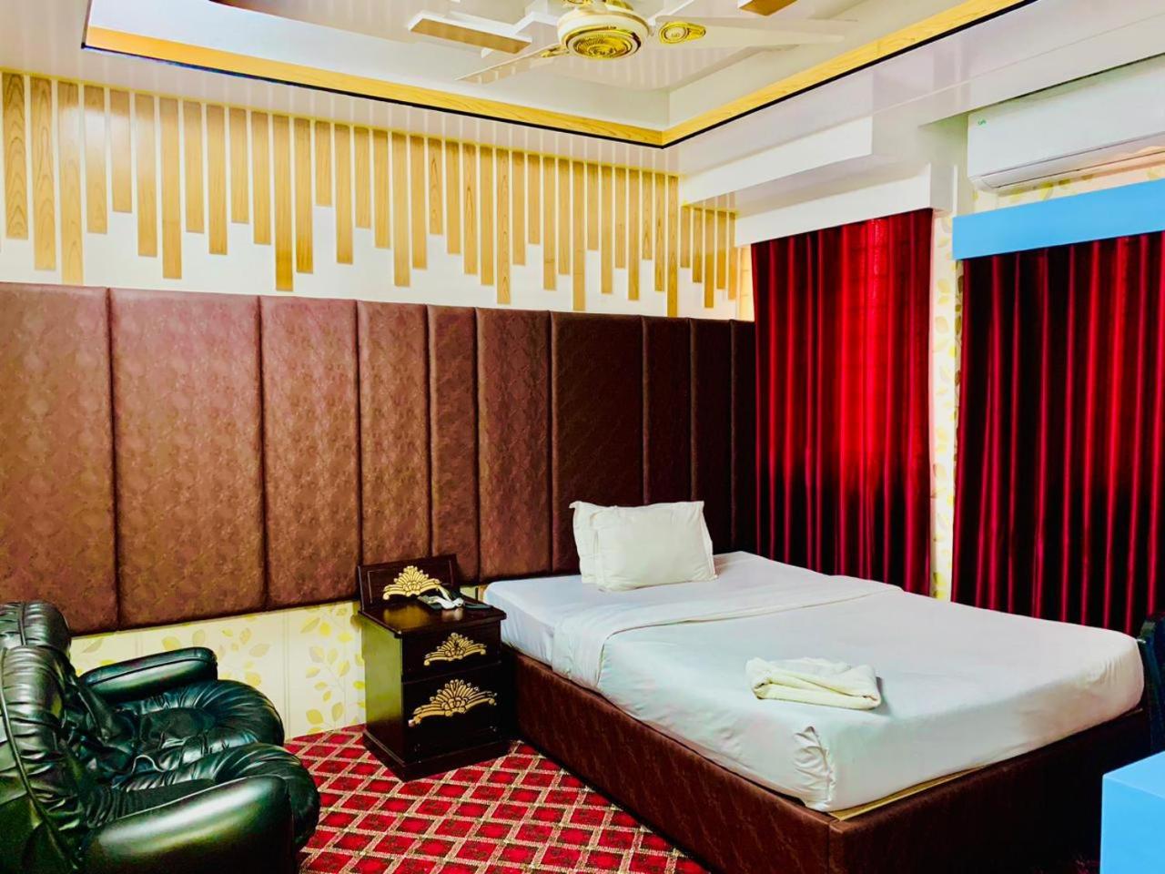 Hotel Heaven Inn
