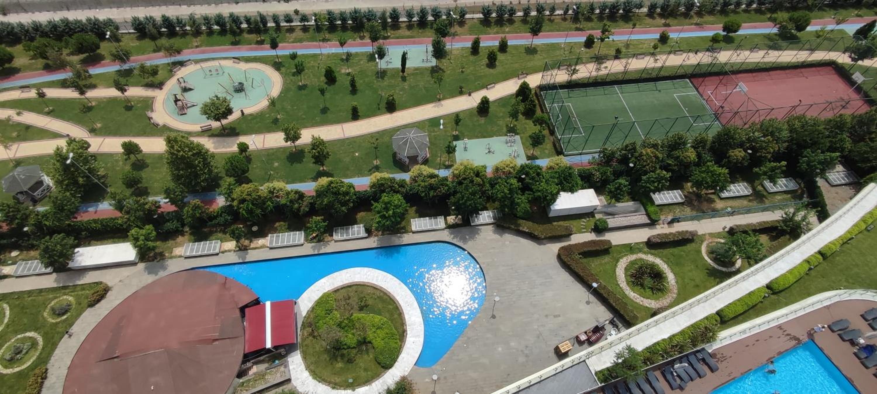 stylish flat-eagle eye for istanbul