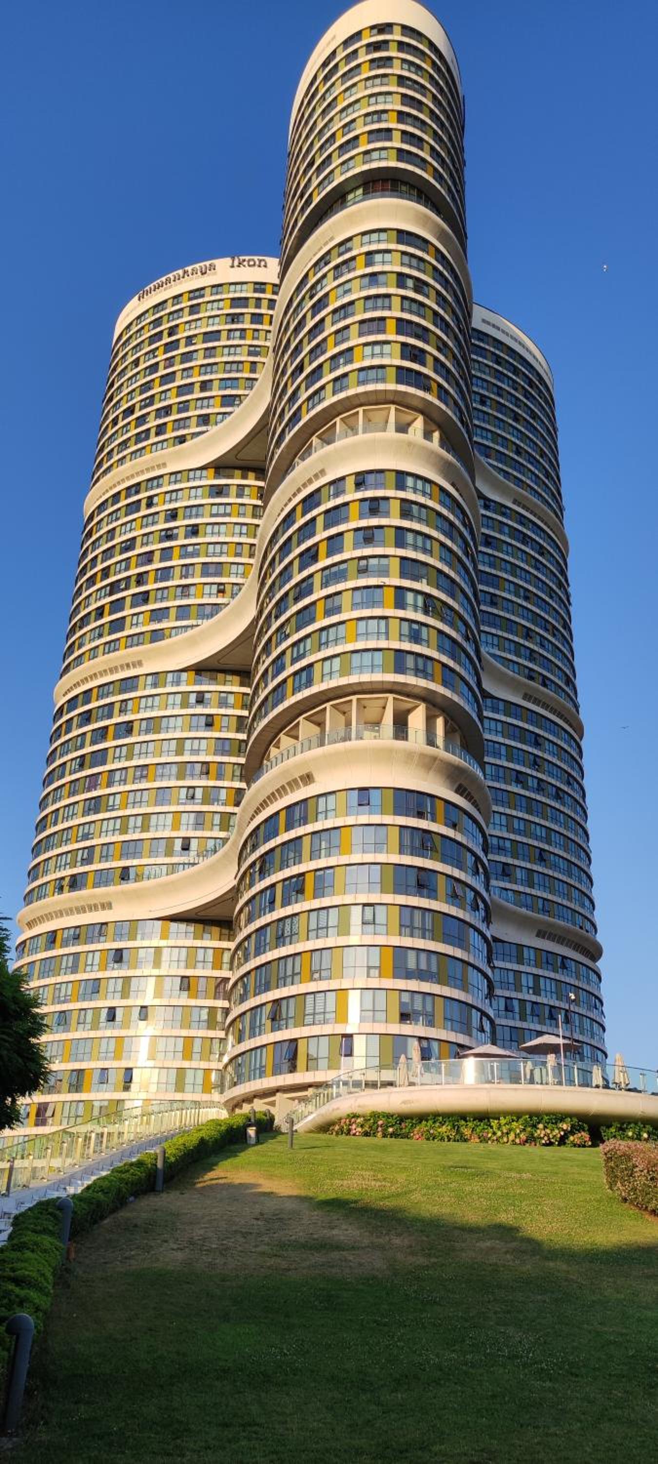 stylish flat-eagle eye for istanbul