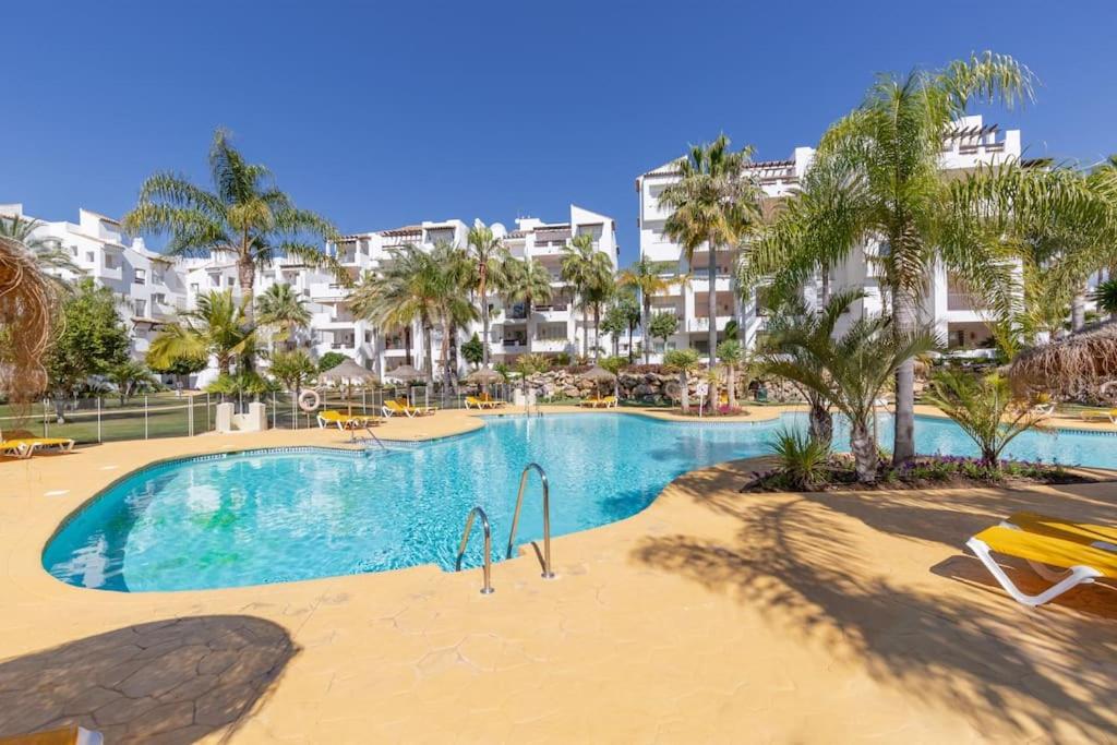 Luxuary Beachside 3BR apartment ! photo 5