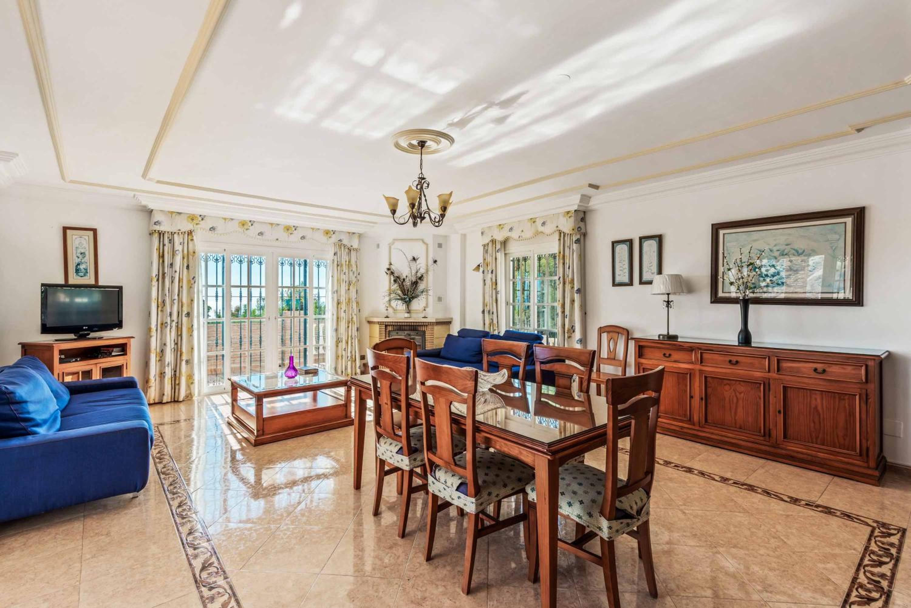 Villa Maria Isabel