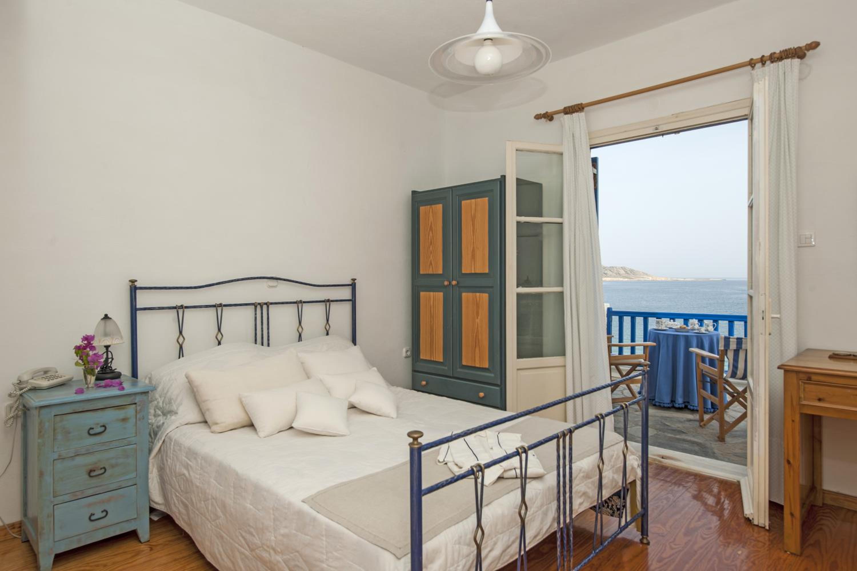 Sea Front Villa photo 2