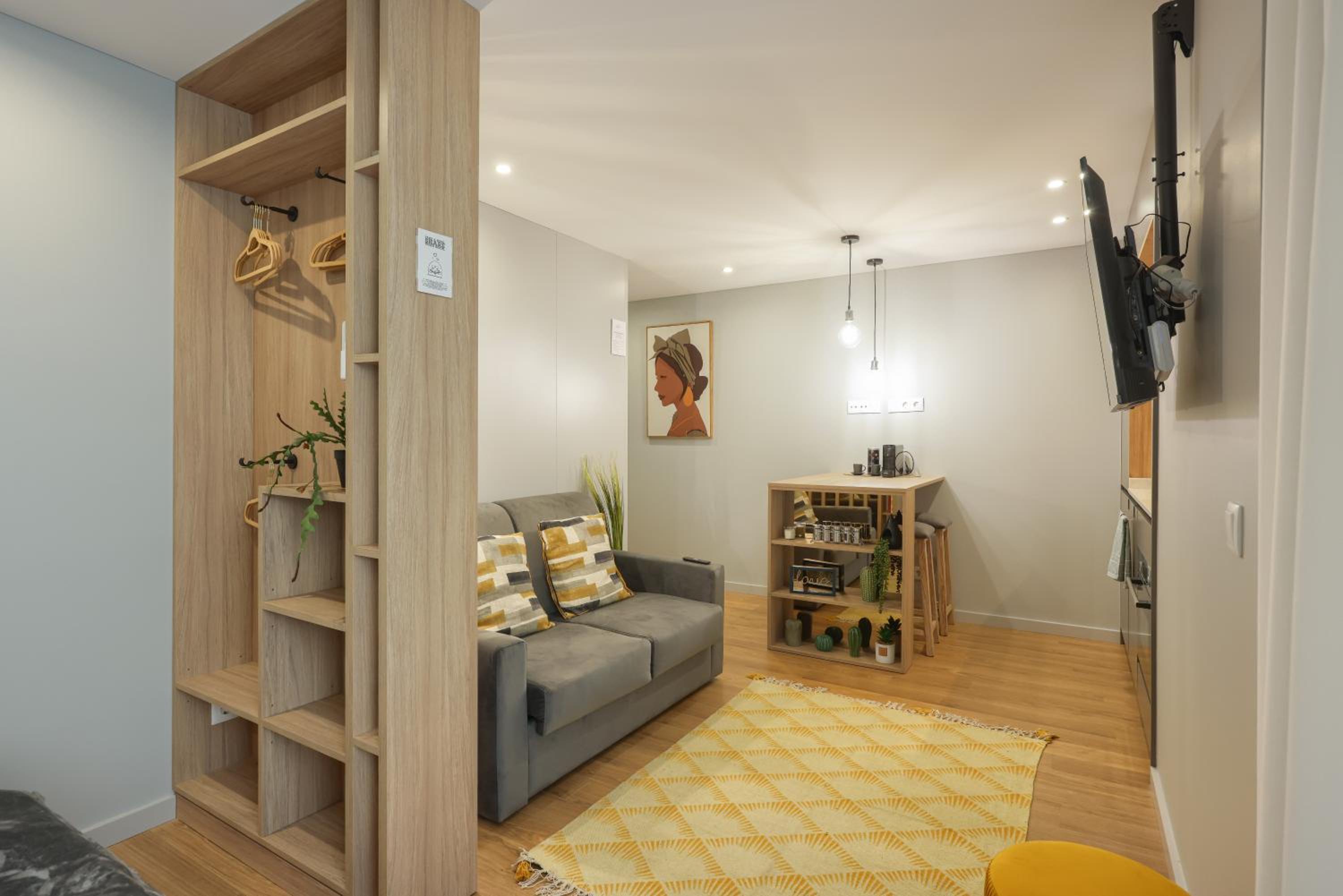 Signature Aveiro Flat incl Parking by Home Sweet Home Aveiro