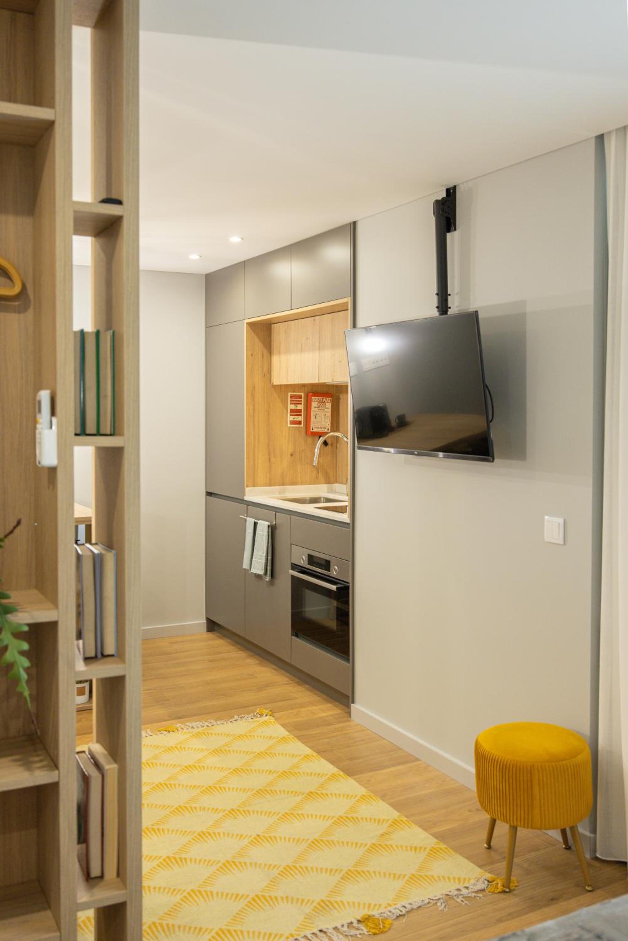 Signature Aveiro Flat incl Parking by Home Sweet Home Aveiro
