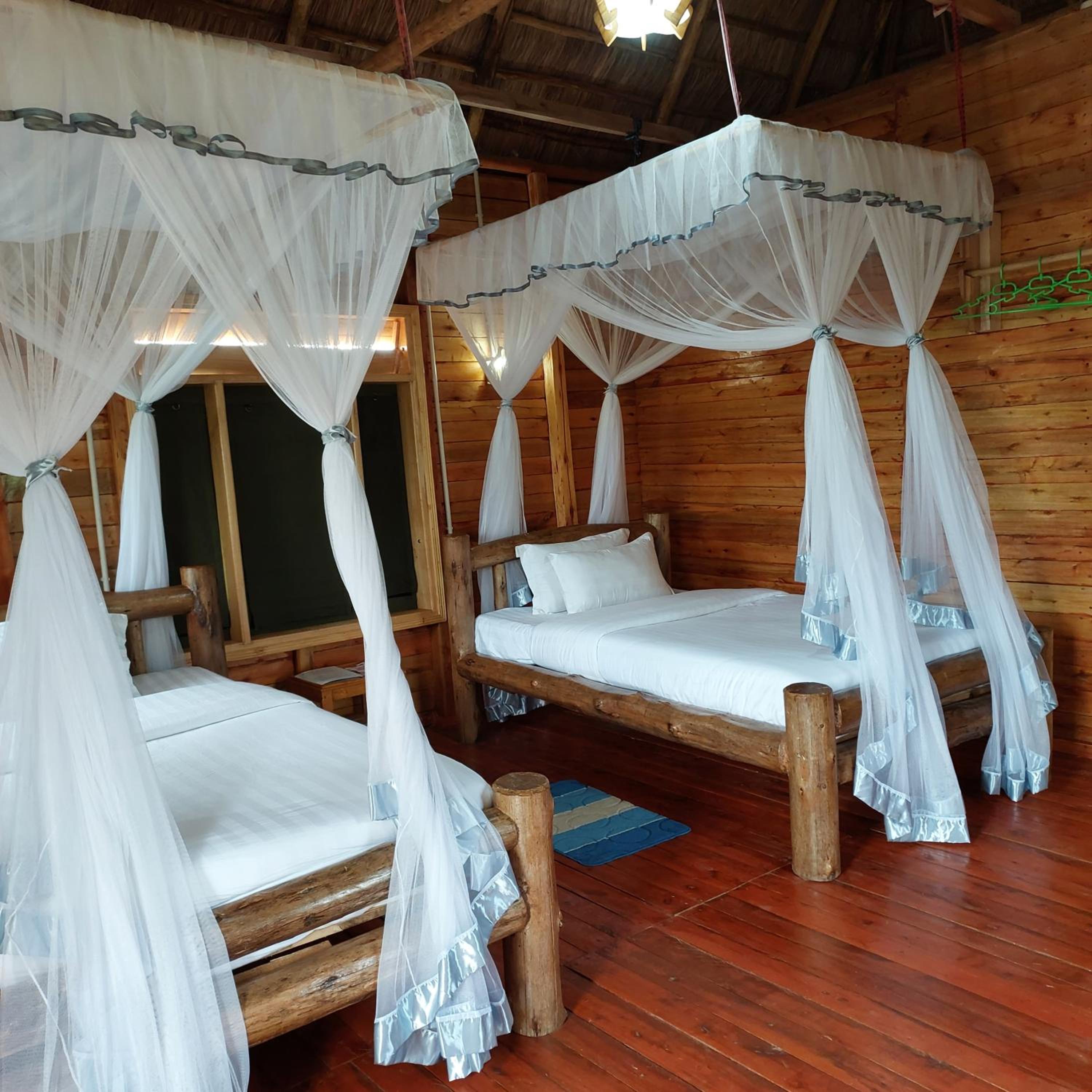 Engiri Game Lodge and Campsite