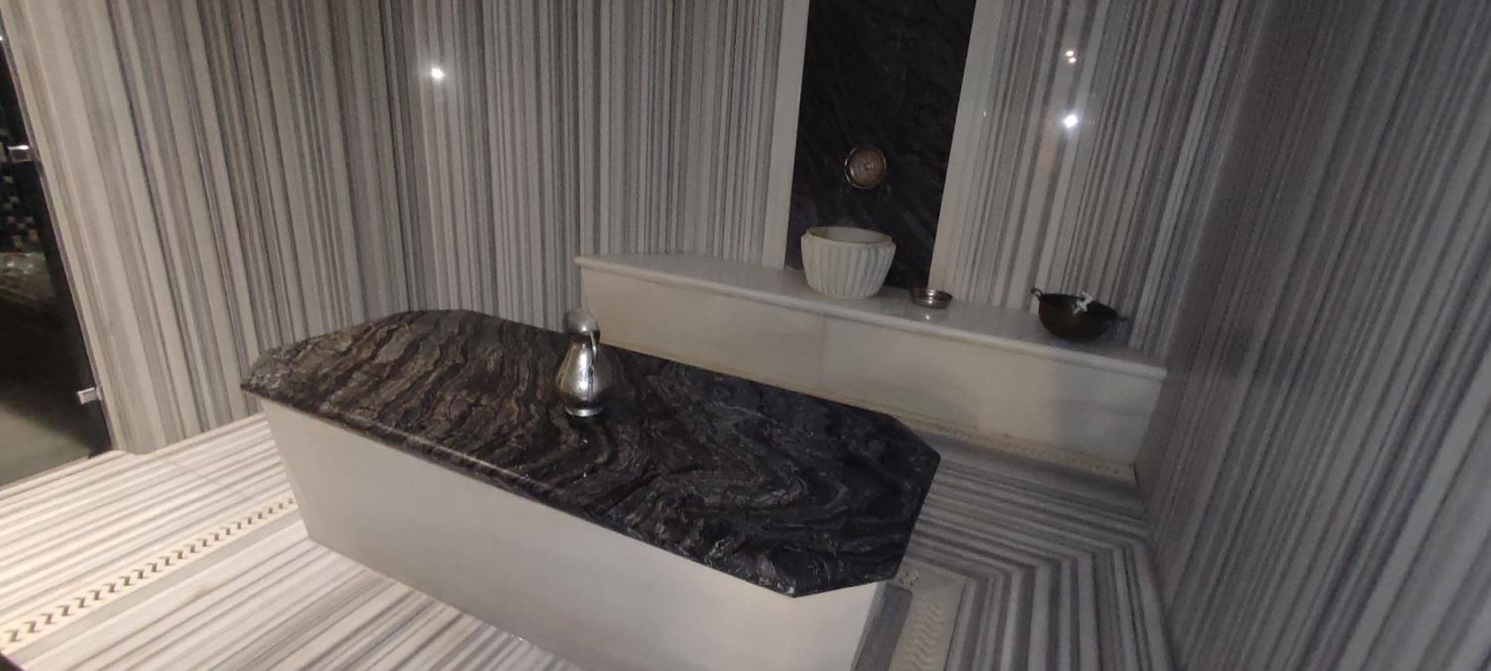 stylish flat-eagle eye for istanbul