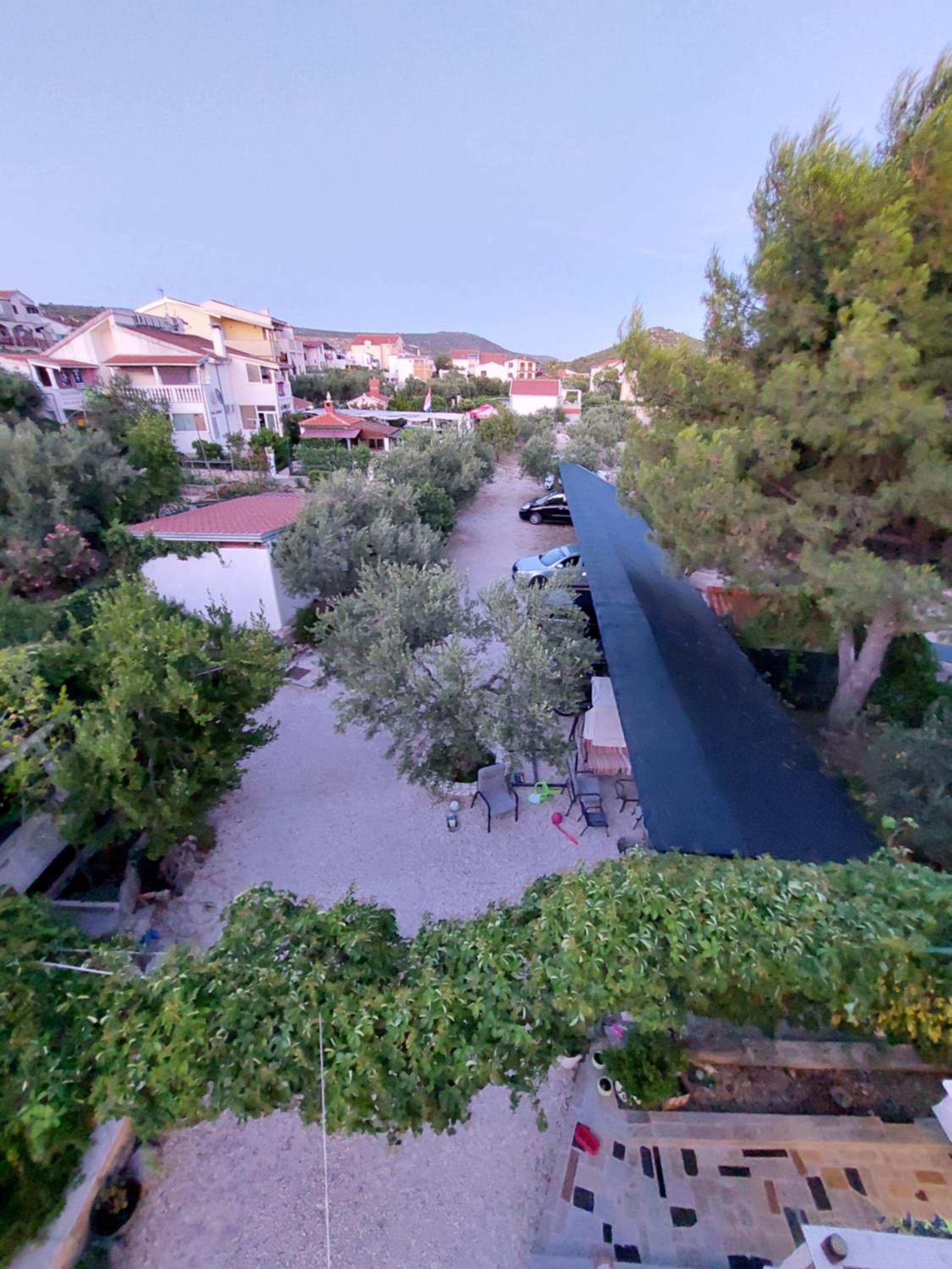 Apartments Crnjac