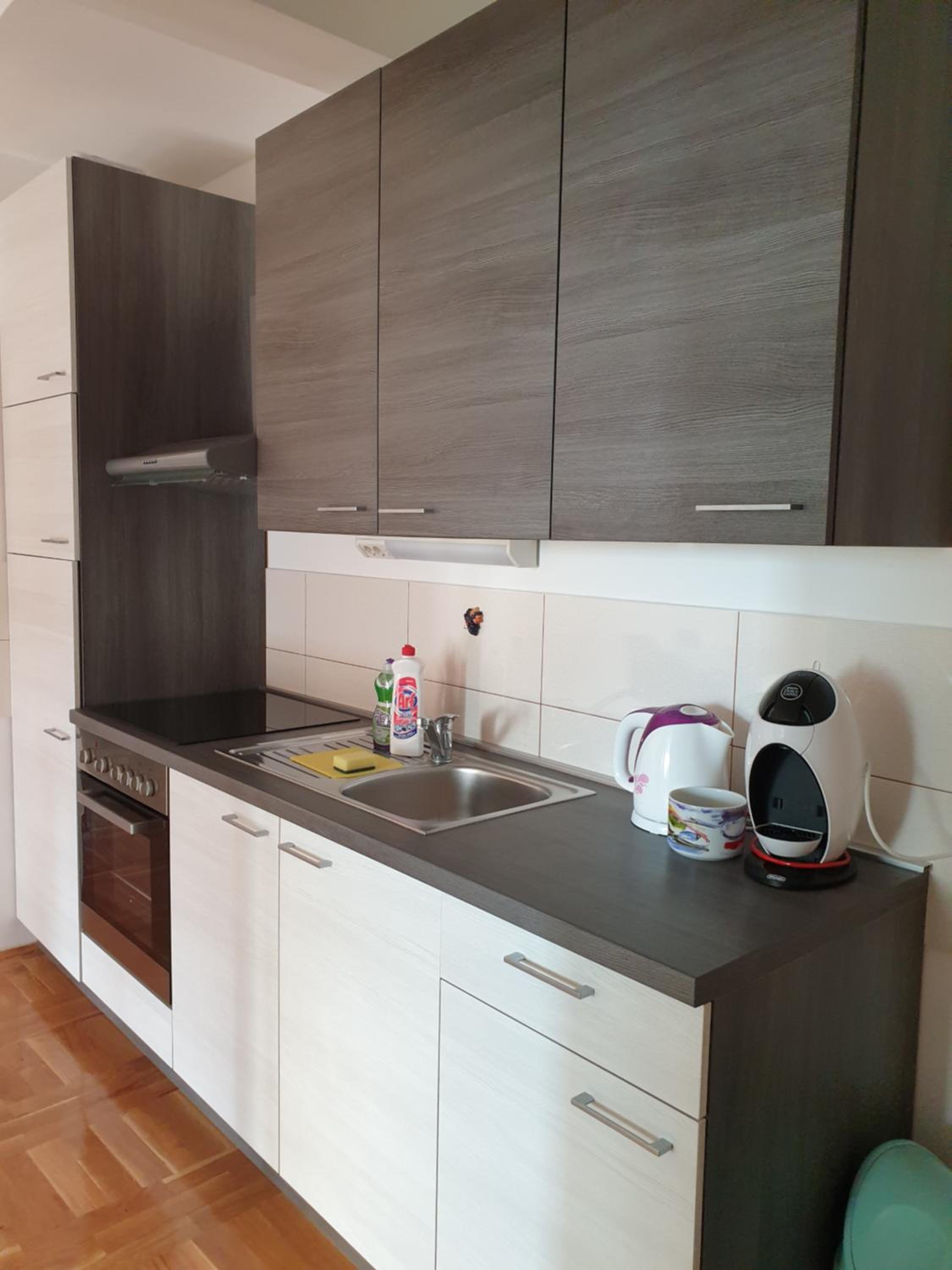 Apartments Crnjac