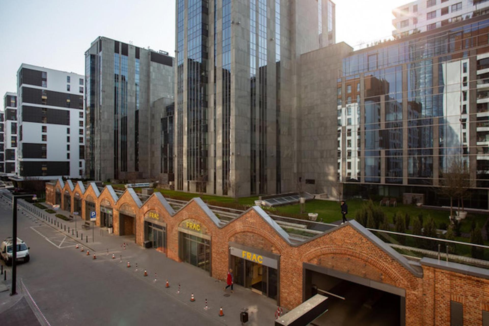 Golden Apartments Warsaw - Large & Stylish, Metro Nearby Grzybowska 85-5