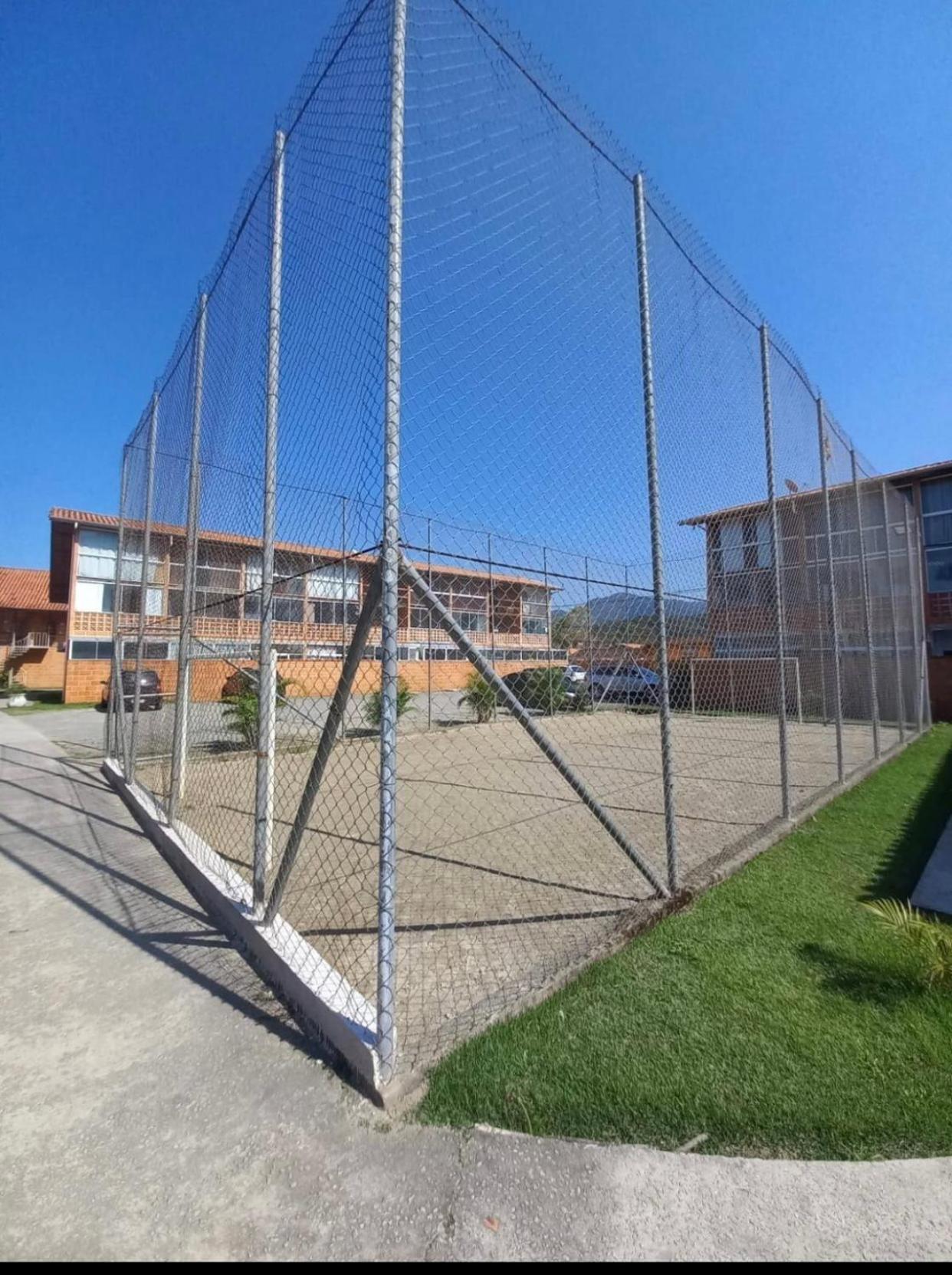 APARTAMENTO COM PISCINA VILE ll MARANDUBA