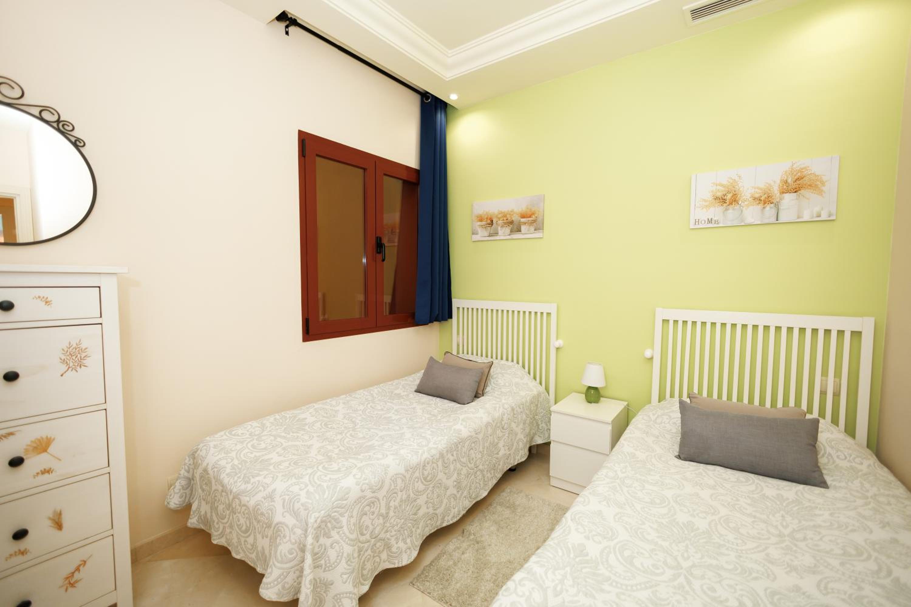 Marbella Vacations - Two-room apartment in Elviria NEAR THE BEACH with parking - Property Image 11