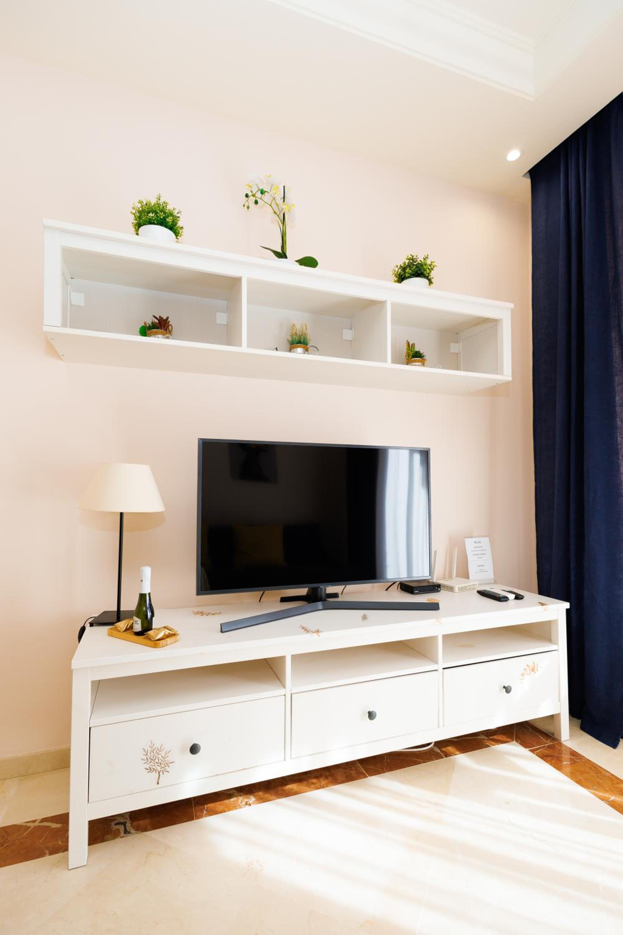 Marbella Vacations - Two-room apartment in Elviria NEAR THE BEACH with parking - Property Image 15