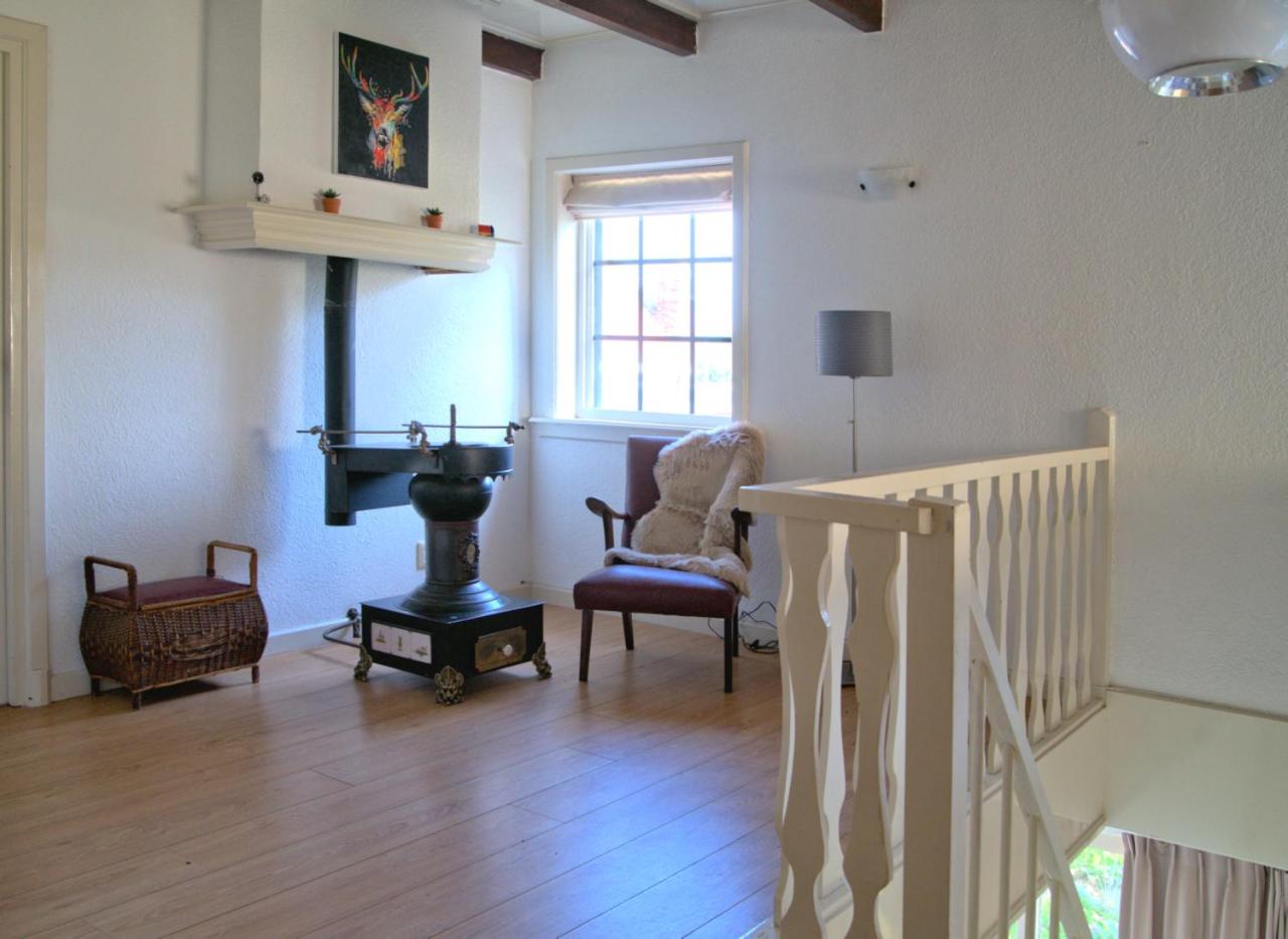 Sfeervolle bovenwoning uit 1916 met 2 slaapkamers view 5