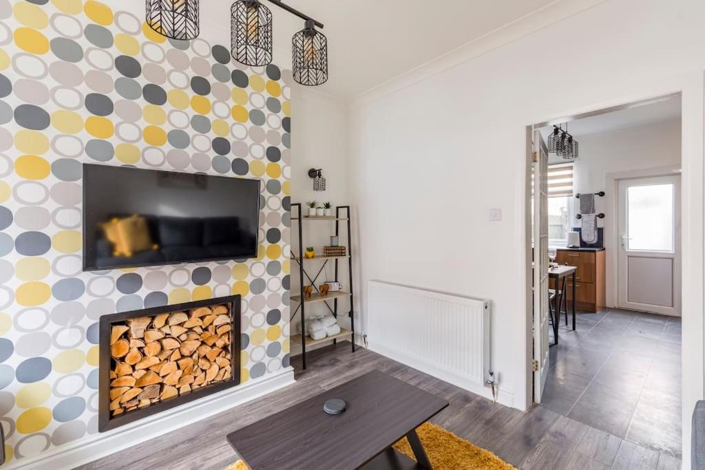 Charming Terraced House in Central Hoylake