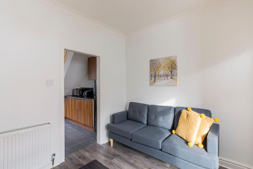 Charming Terraced House in Central Hoylake, photo 10