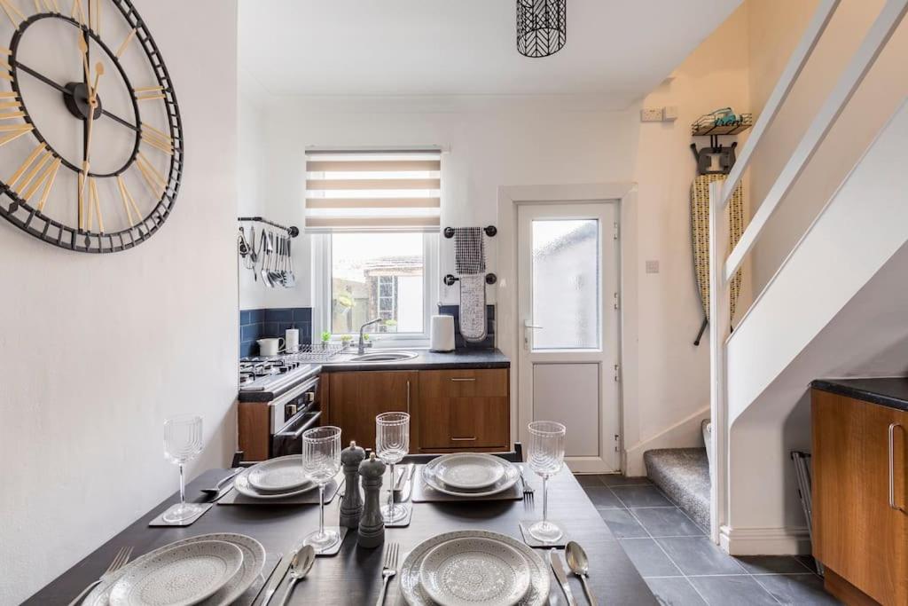 Charming Terraced House in Central Hoylake, photo 17