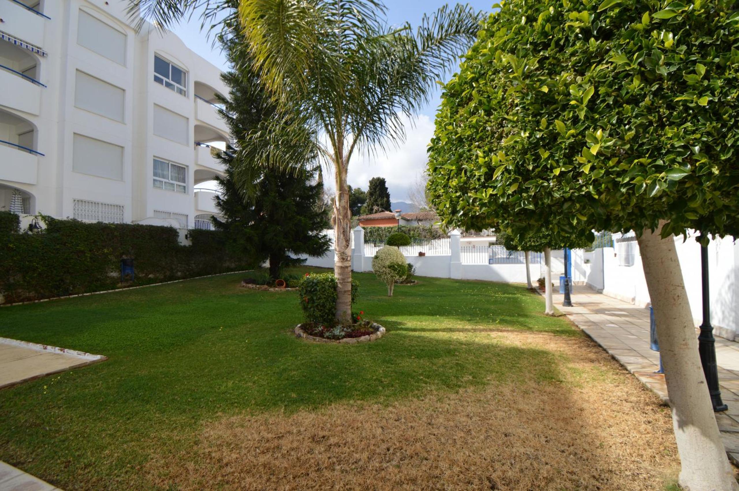 Don Joaquin 2 bed Apt Benalmadena view 2