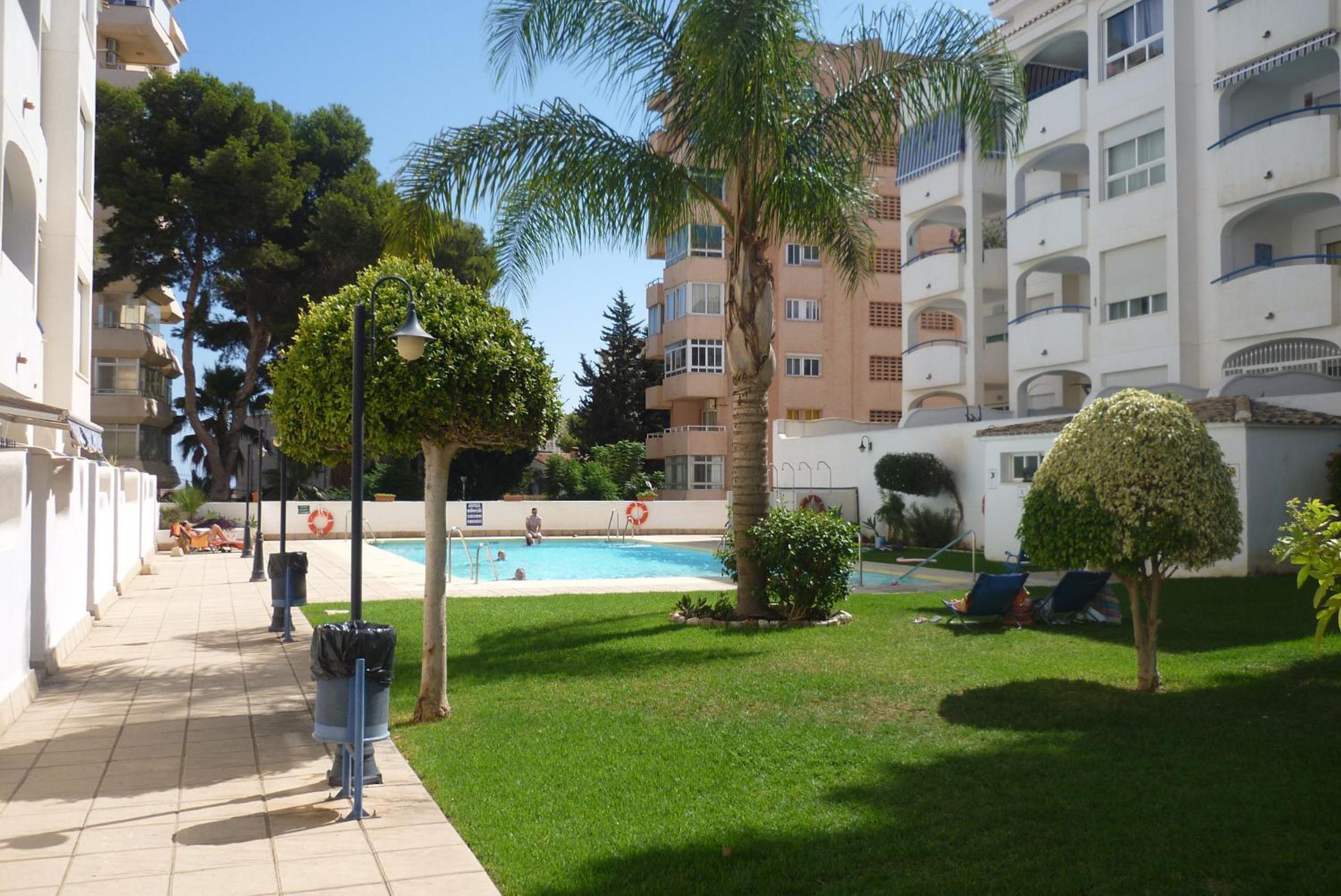 Don Joaquin 2 bed Apt Benalmadena view 3