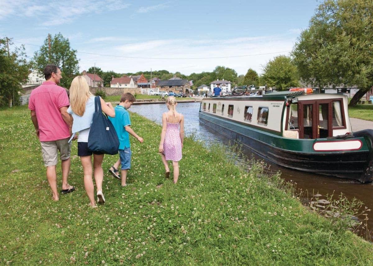 Penvale Lakes Lodges