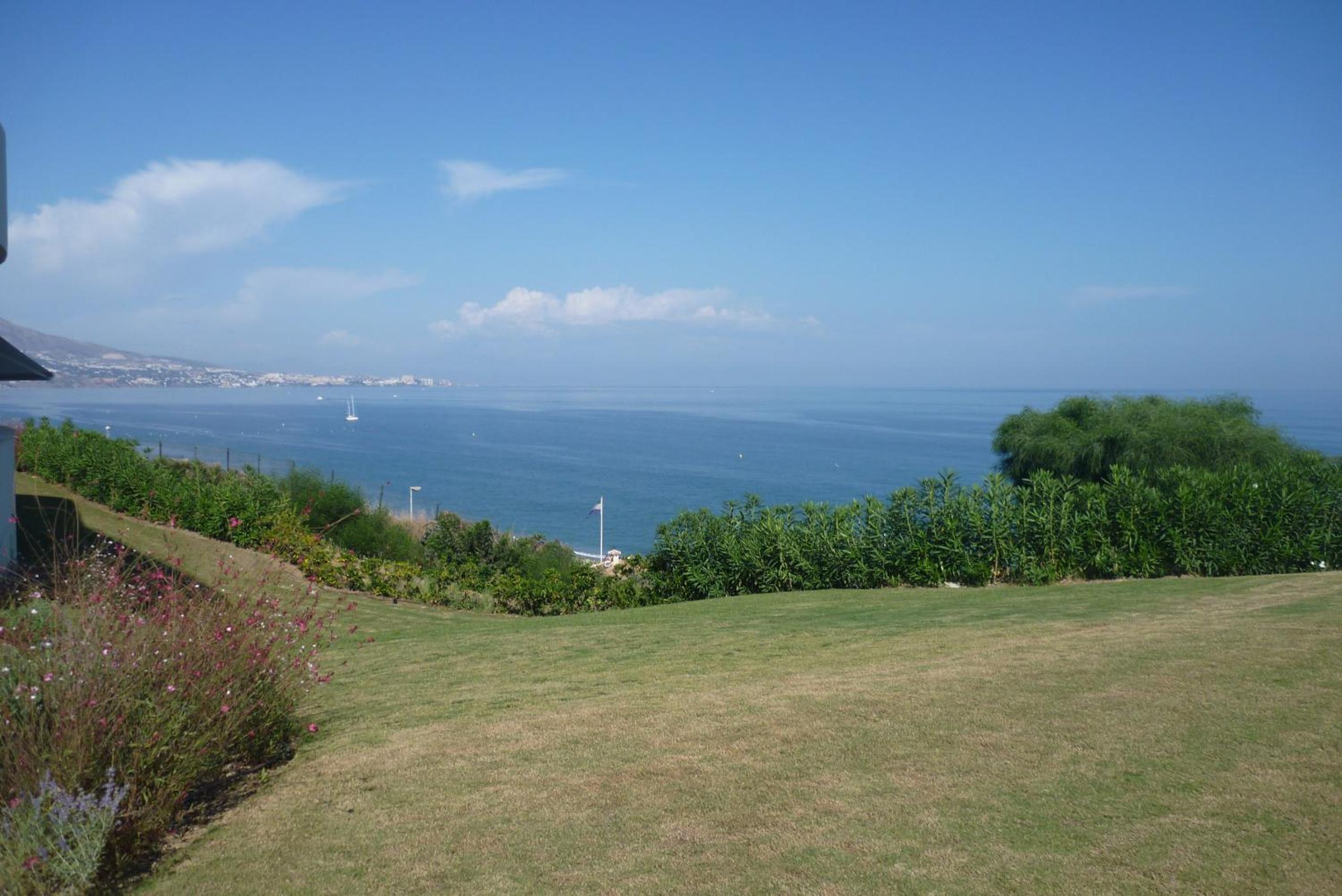 Luxury Sea View Apt Fuengirola Seafront
