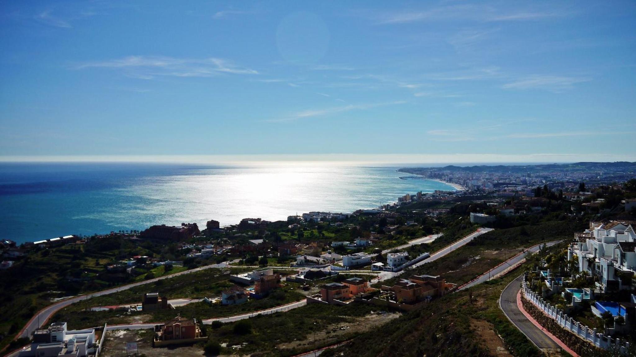 Walking Distance to beach Torreblanca Rio Sol