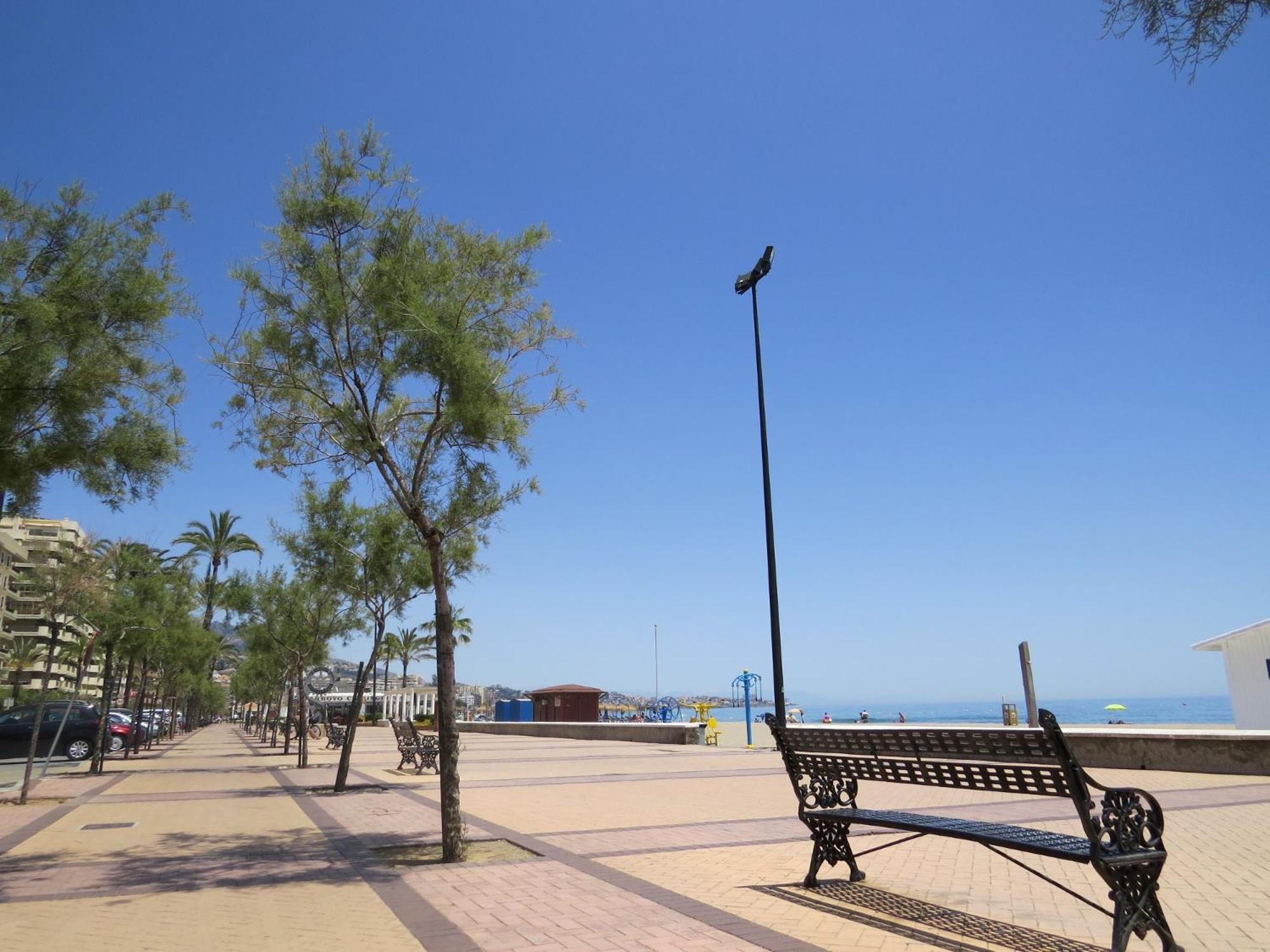 Walking Distance to beach Torreblanca Rio Sol